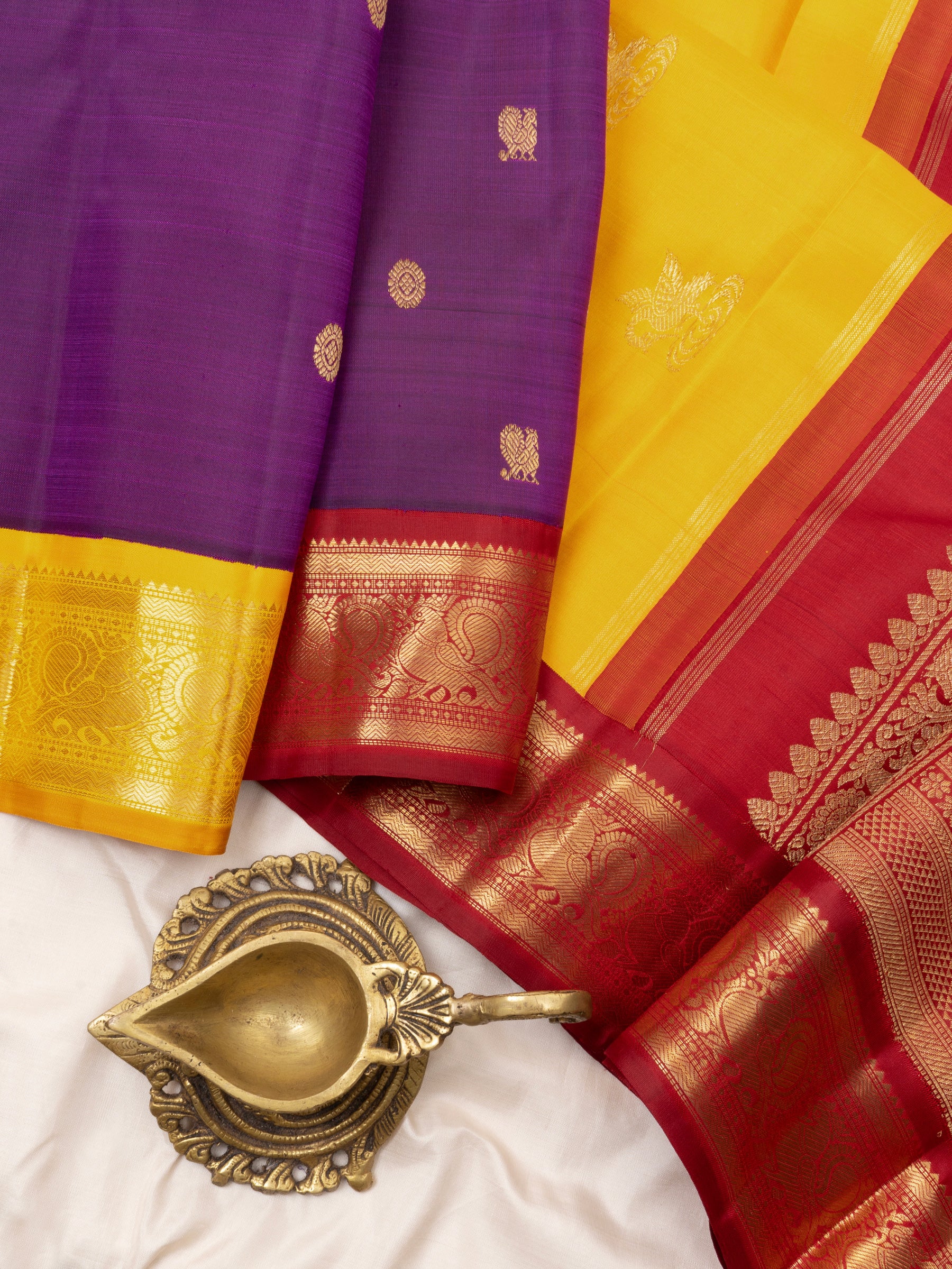 Vadamalli ganga jamuna border and double colored palla kai korvai / Kanjipuram Silk Saree CLSA4868