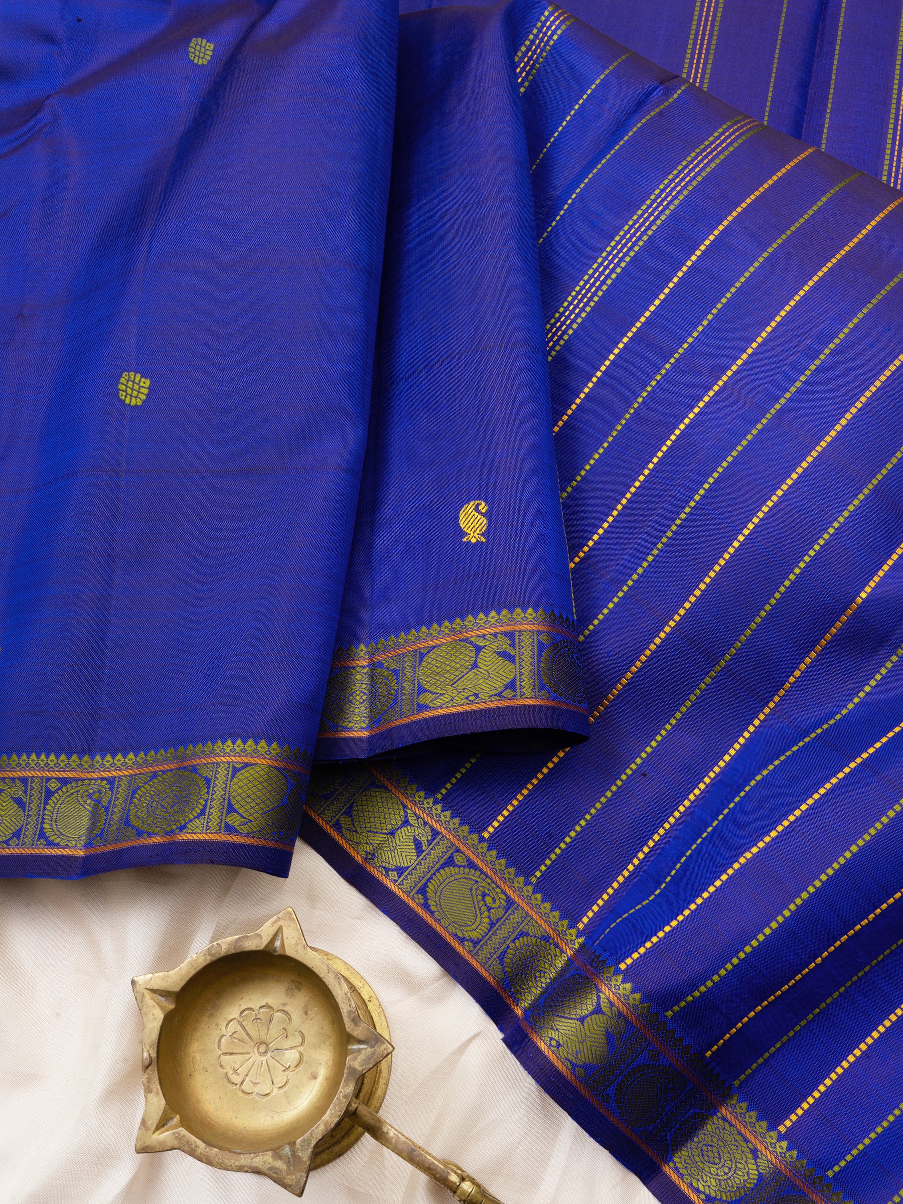 Purplish blue small border / Arani Silk Saree CLSA5059