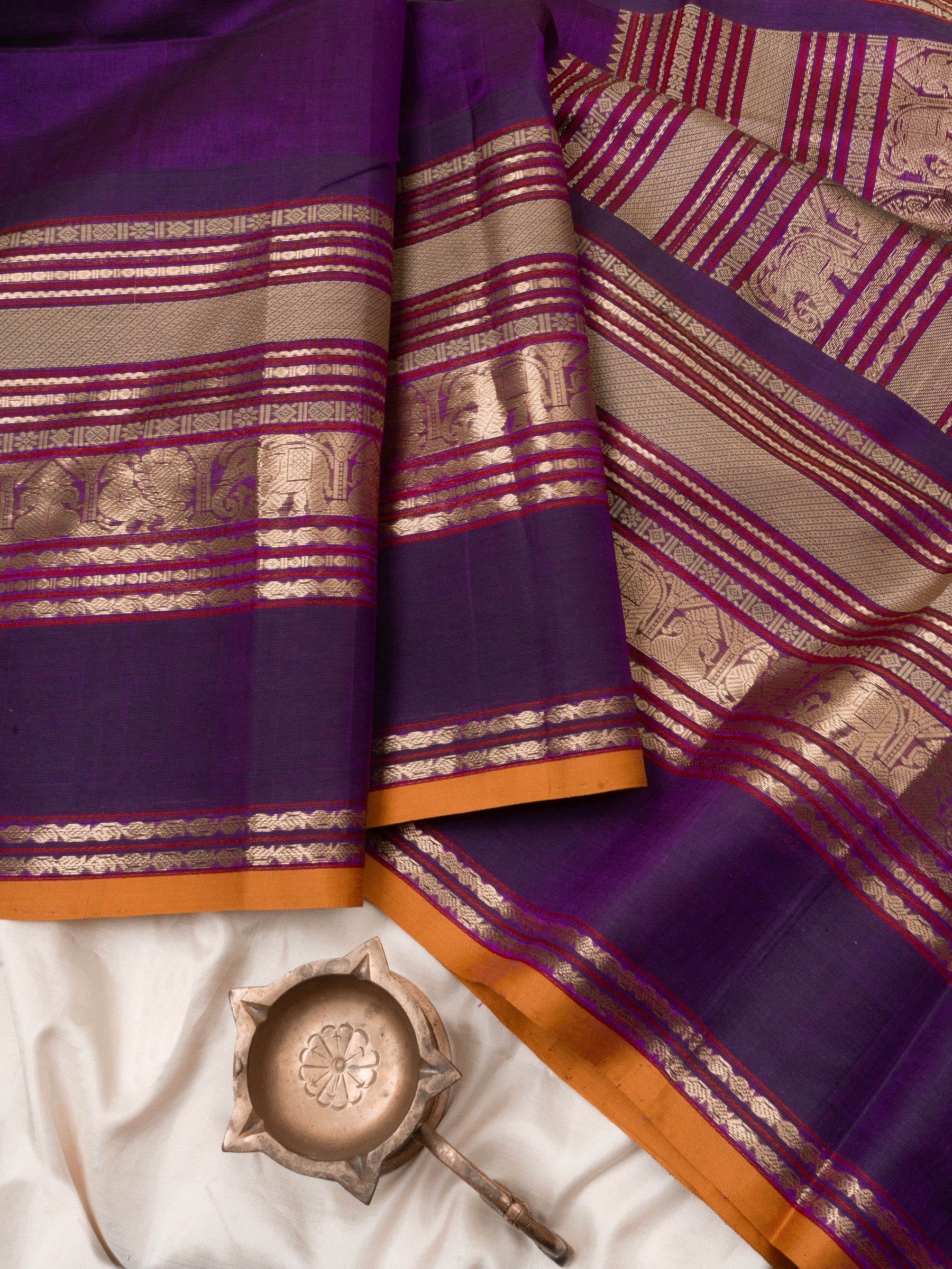 Yannai pet Kaal erangina border Silk Cotton Saree CLSA5969