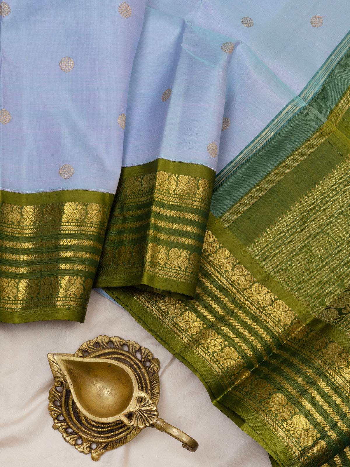 Unusual korvai - pastel blue and green / Kanjipuram Saree CLSA6325