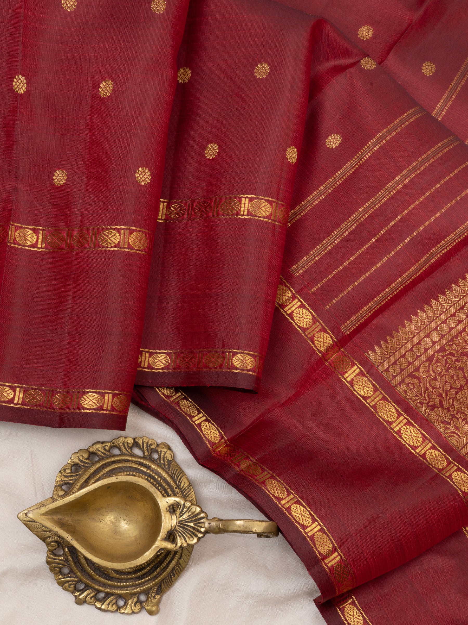 Araku kili pallu / Kanjivaram Silk Saree CLSA6334