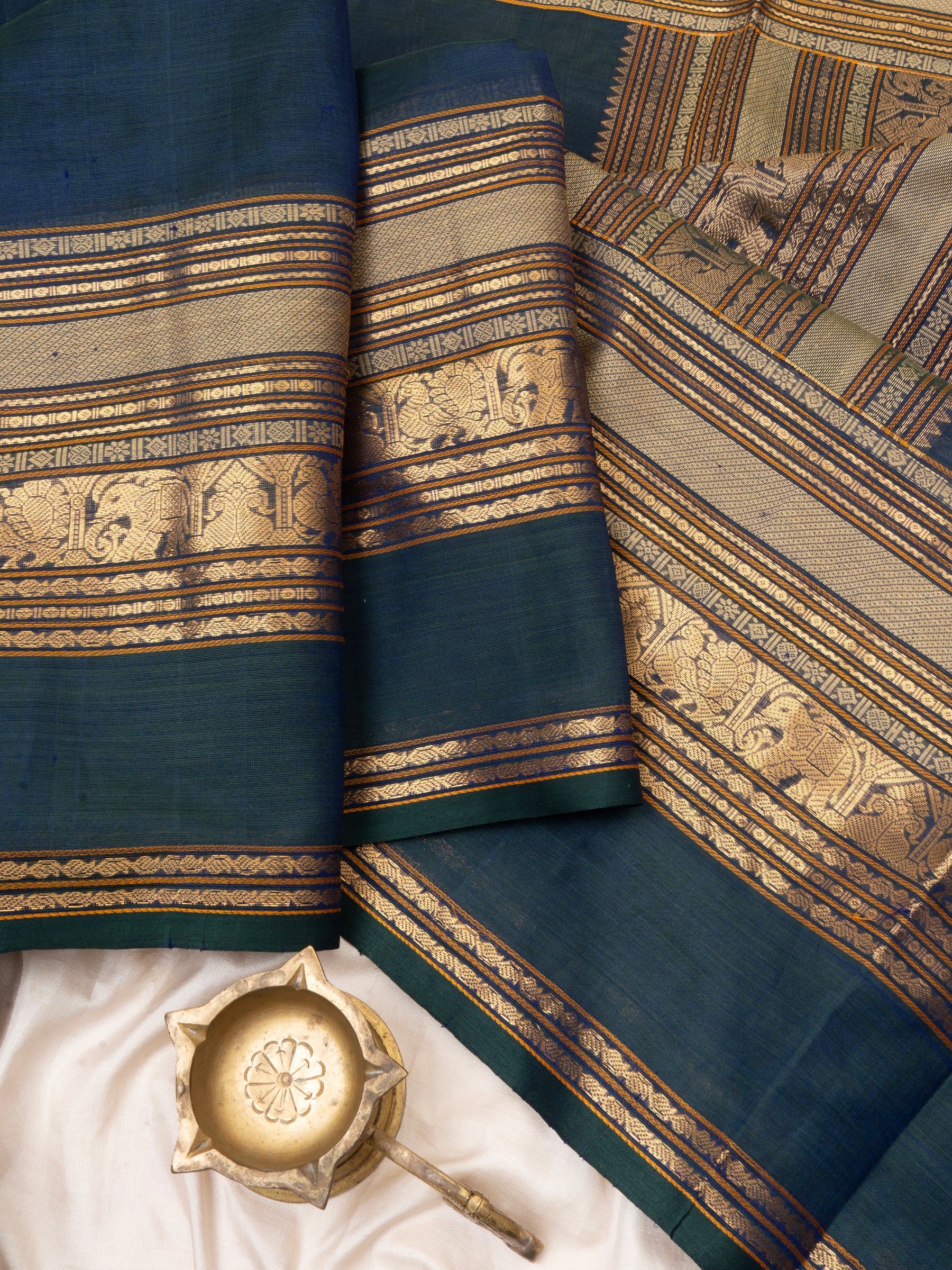 Peacock green long border/ Silk Cotton Saree CLSA7114