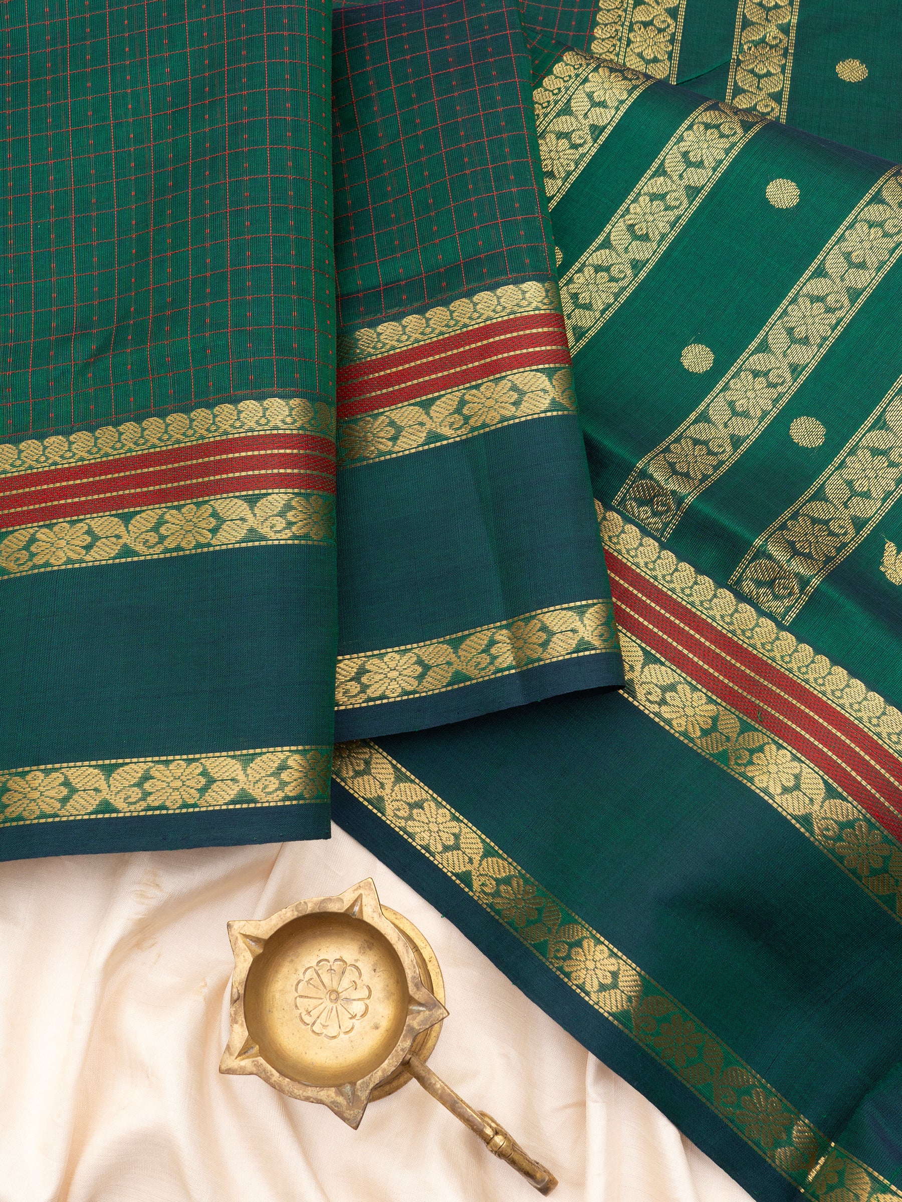 Green killi pallu / Silk Cotton Saree CLSA7269