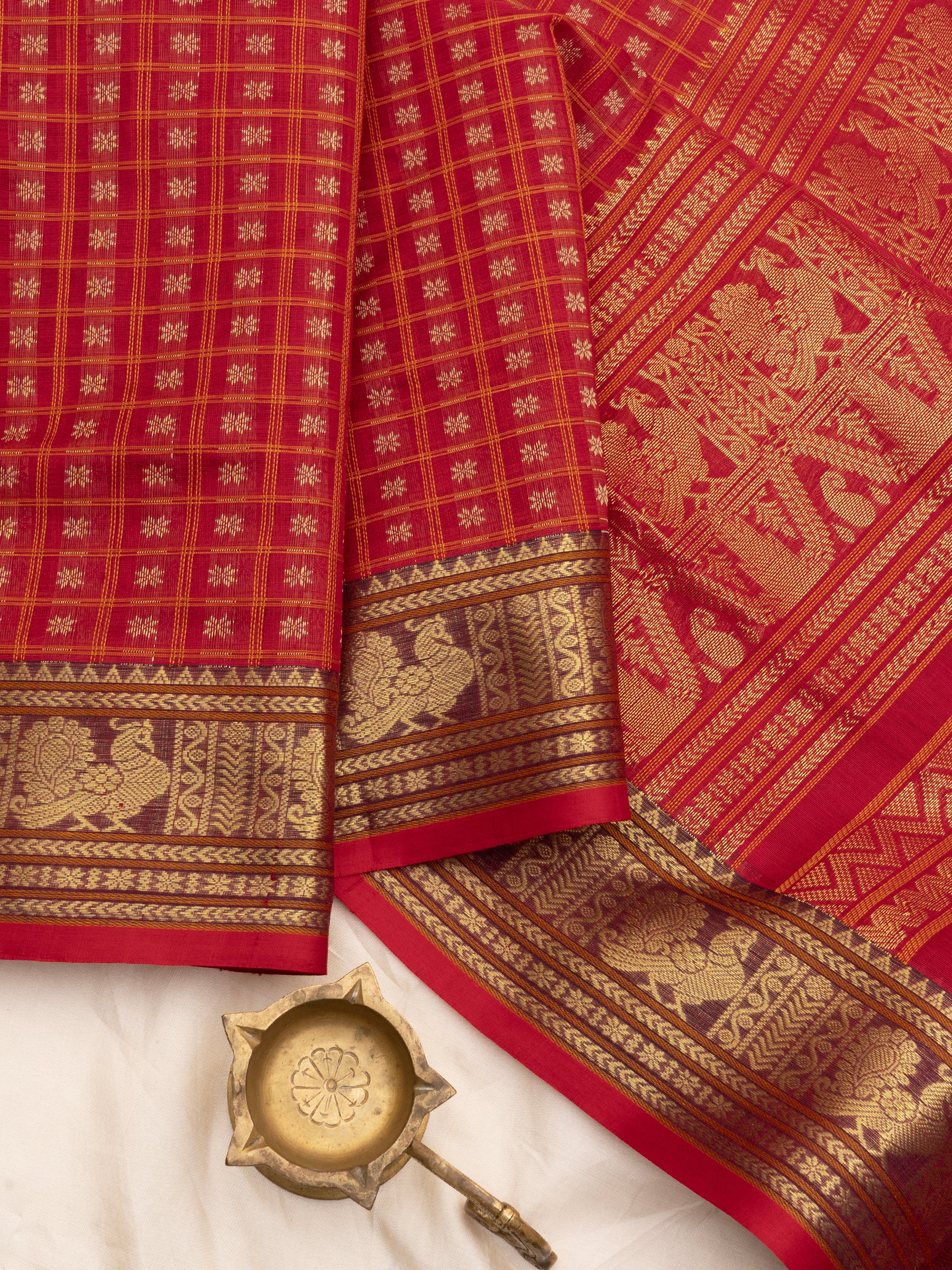 Red shot orange lakshambutta/ Silk Cotton Saree CLSA7281