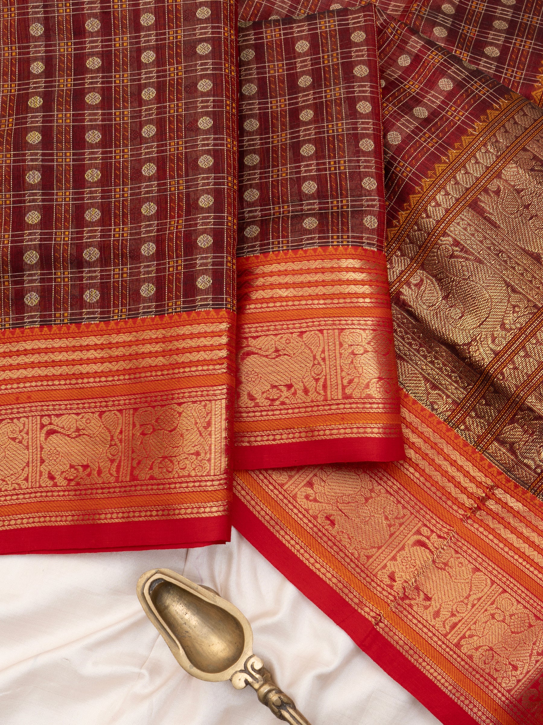 Araku vintage kattam lakshambutta/ Silk Cotton Saree CLSA7889
