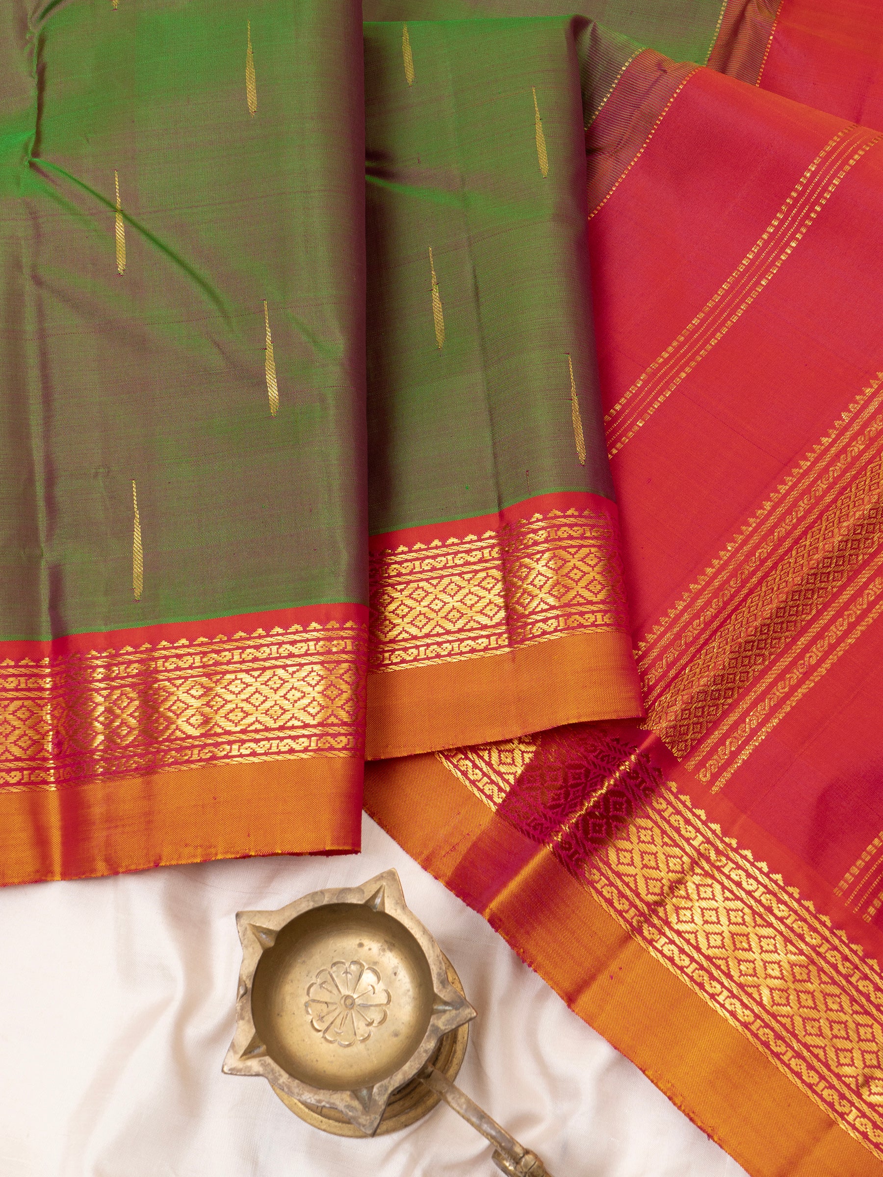 Mehandi green Arani Silk Saree CLSA9427