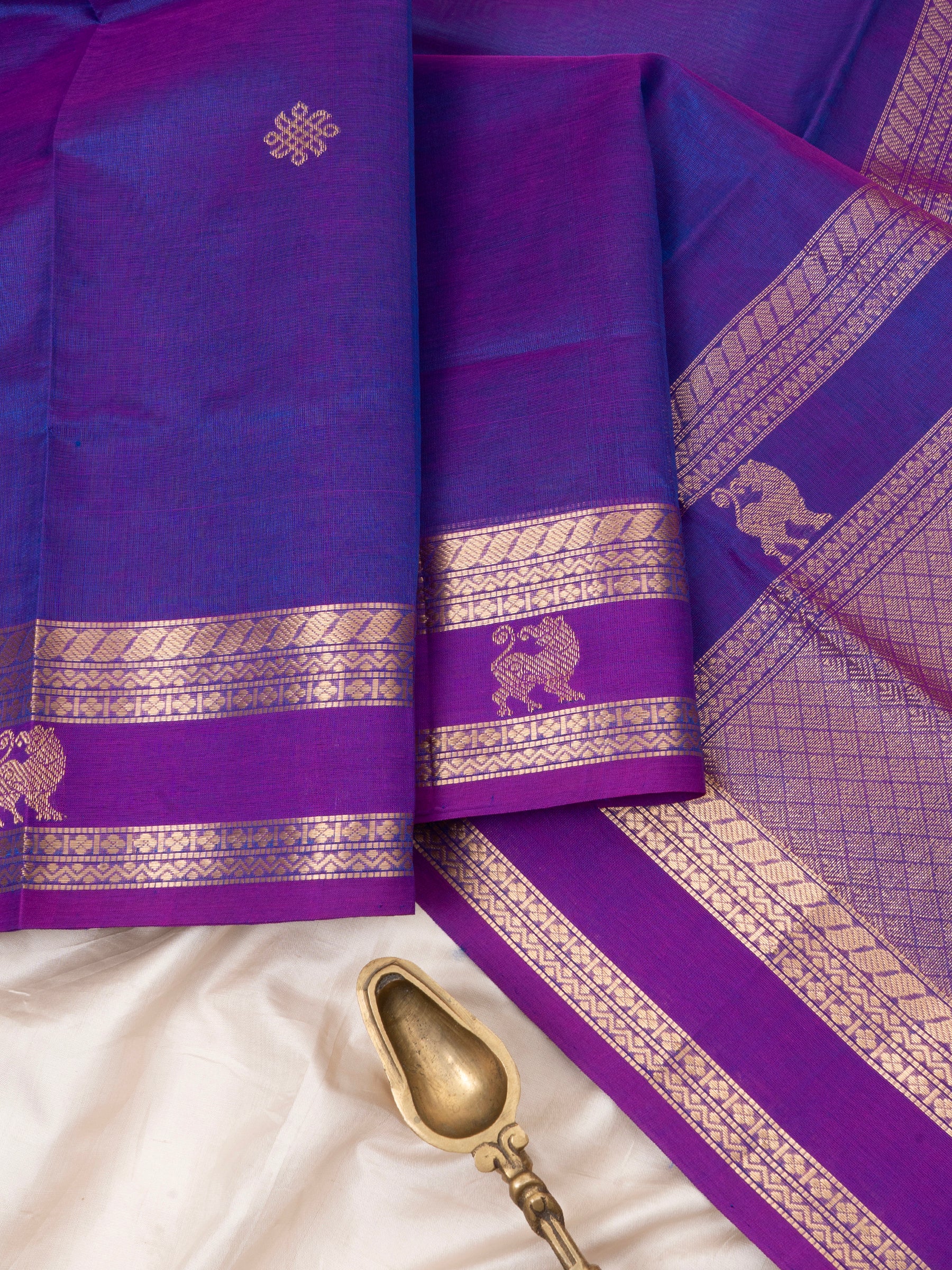 Bluish purple border yazhi butta / Silk Cotton Saree CLSA9690