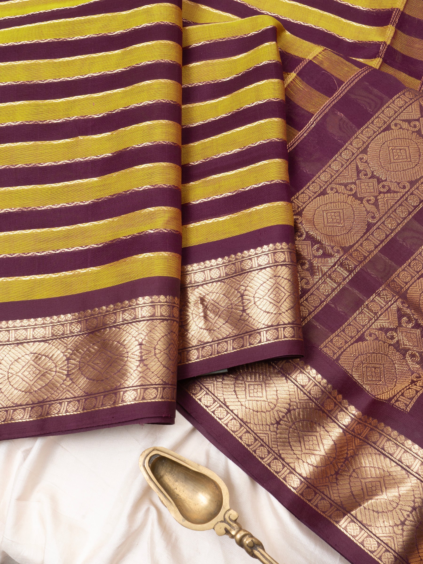Mustard and paaku veldhari / Silk Cotton Saree CLSA9743