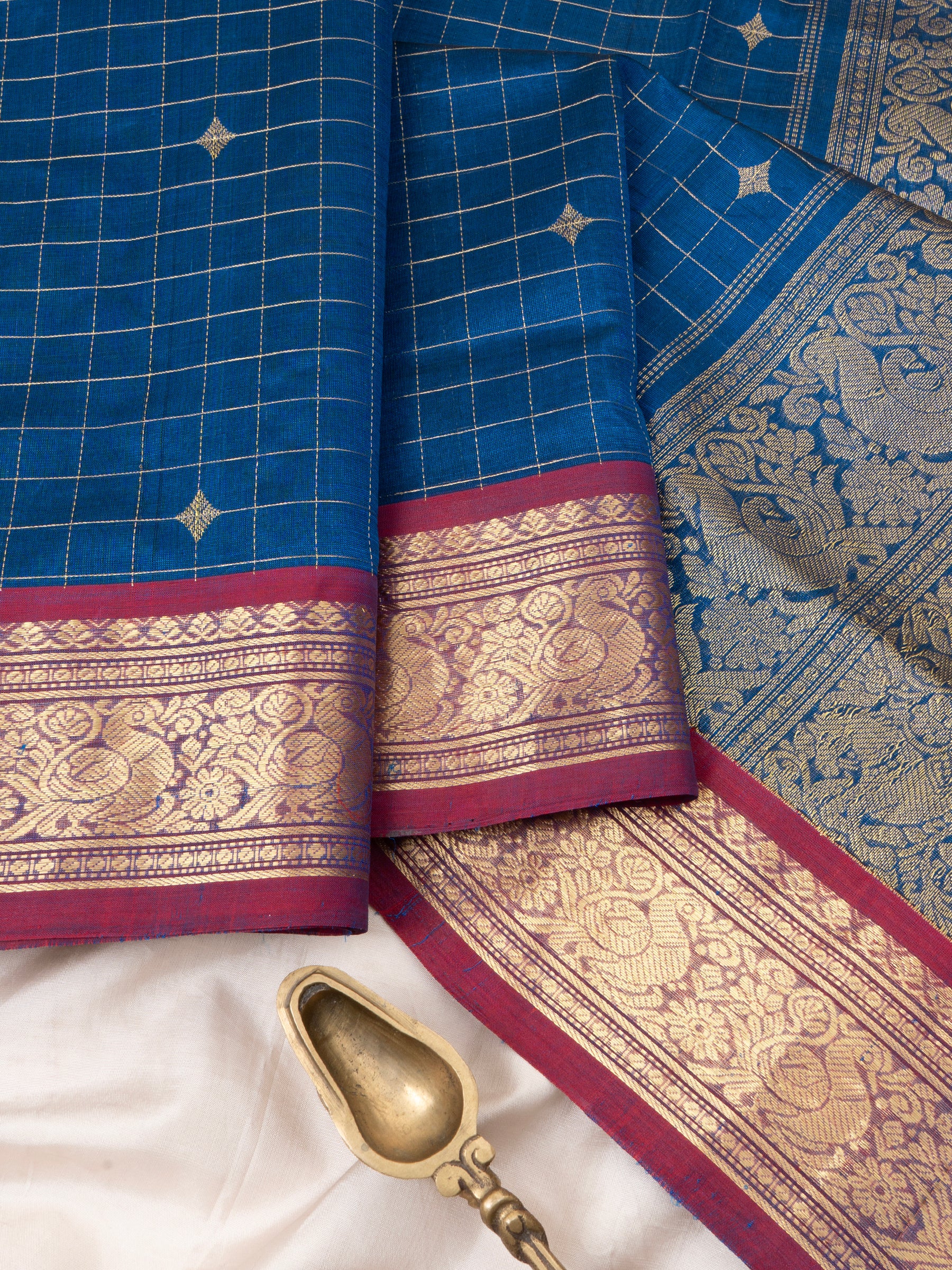 Rama.blue checks / Silk Cotton Saree CLSA9720