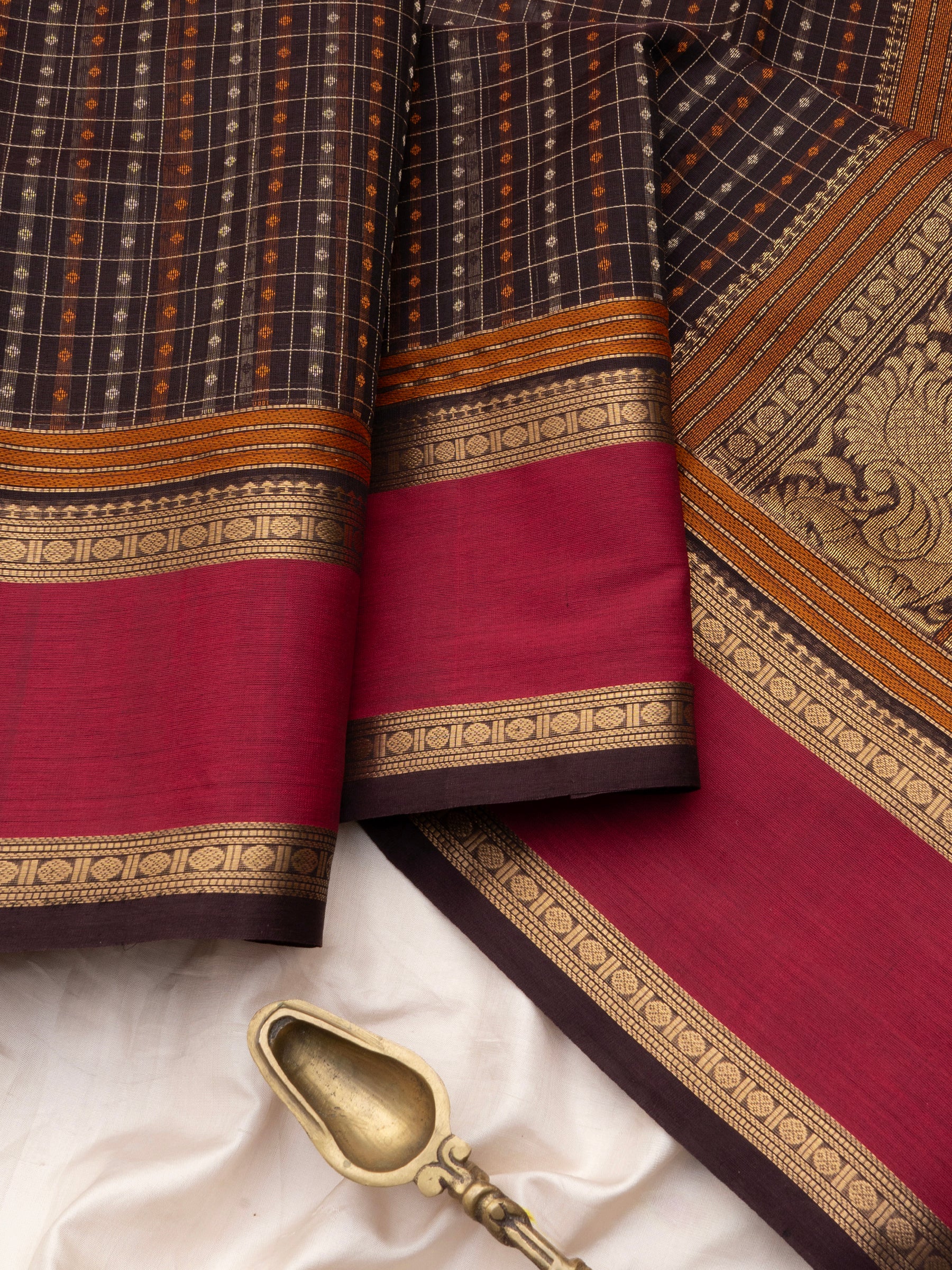 Brown lakshambutta/ Silk Cotton Saree CLSA10256