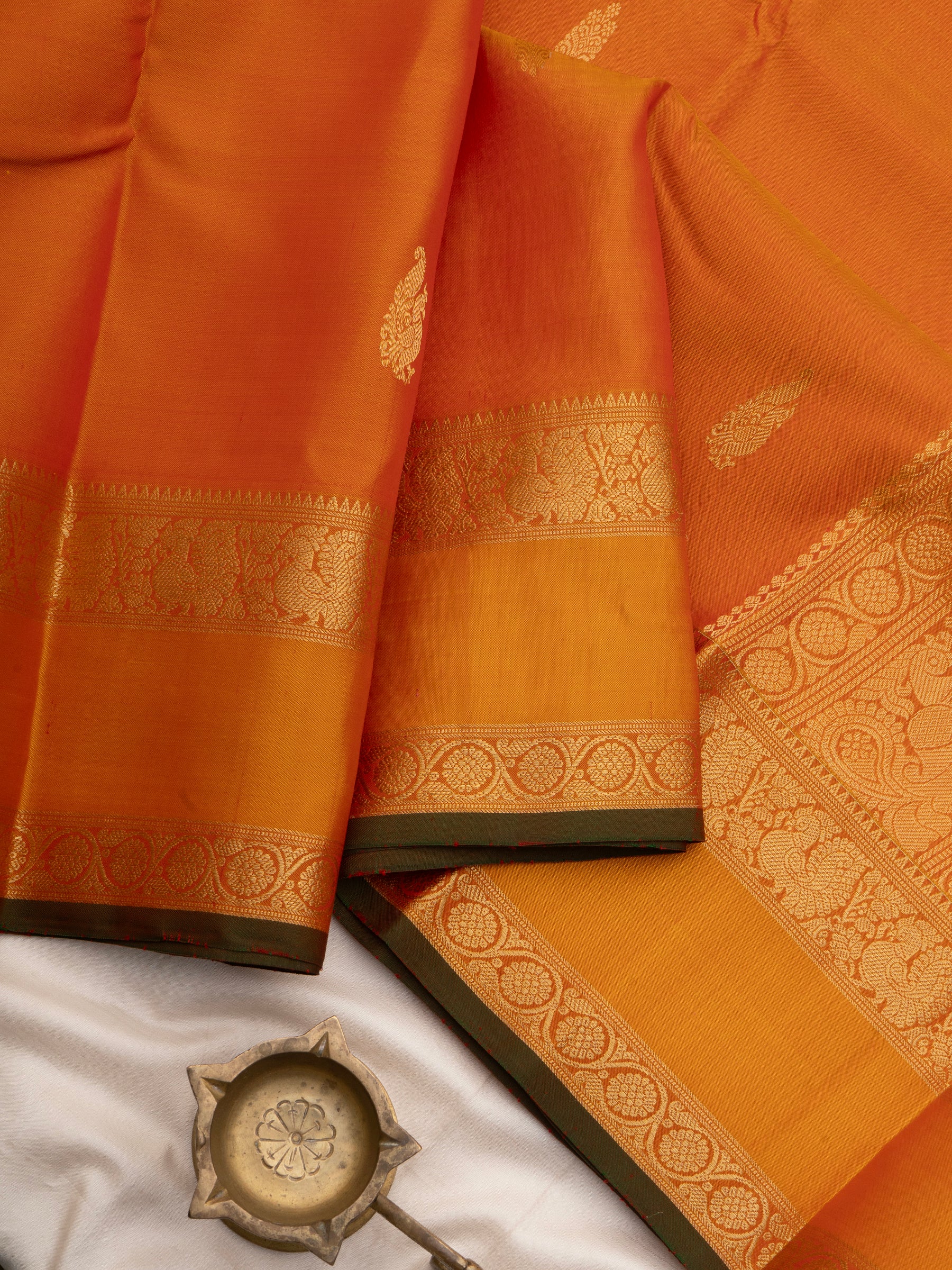Orange rettapet border/ Special Edition Silk CLSA10196