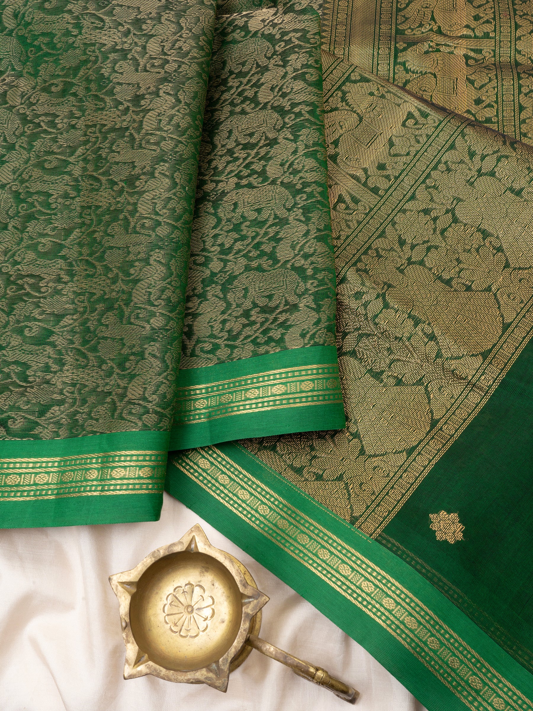 Green vanasingaram small border/ Silk Cotton Saree CLSA6656