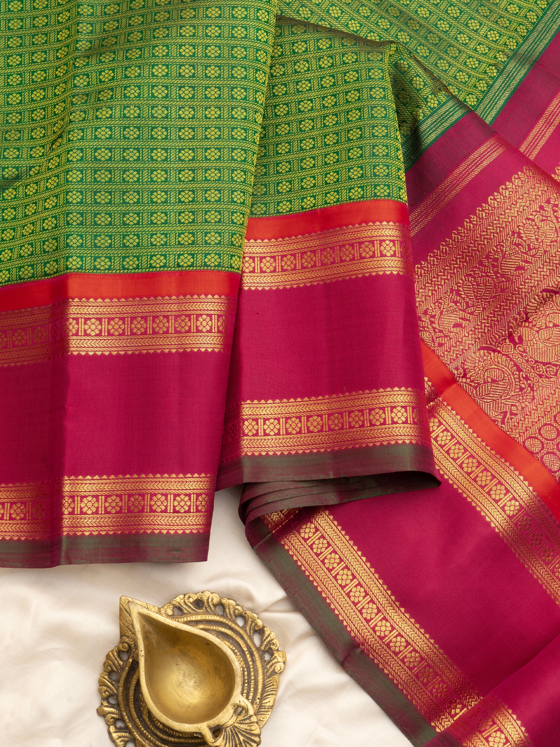 Laksham Butta Korvai Thread work Kanjipuram Silk Saree CLSA8299