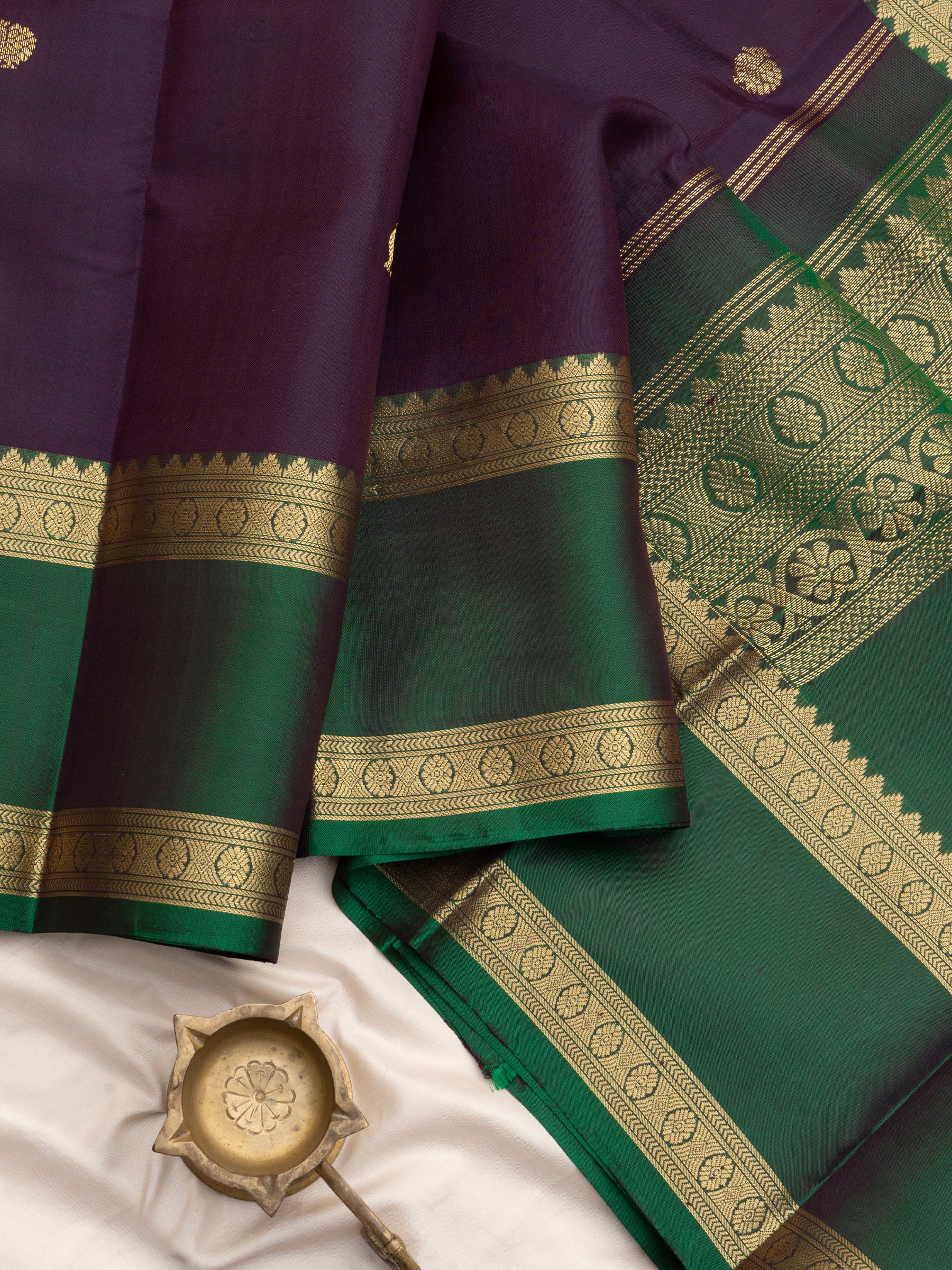 Deep purple and green rettapet border/ Special Edition Silk CLSA10163