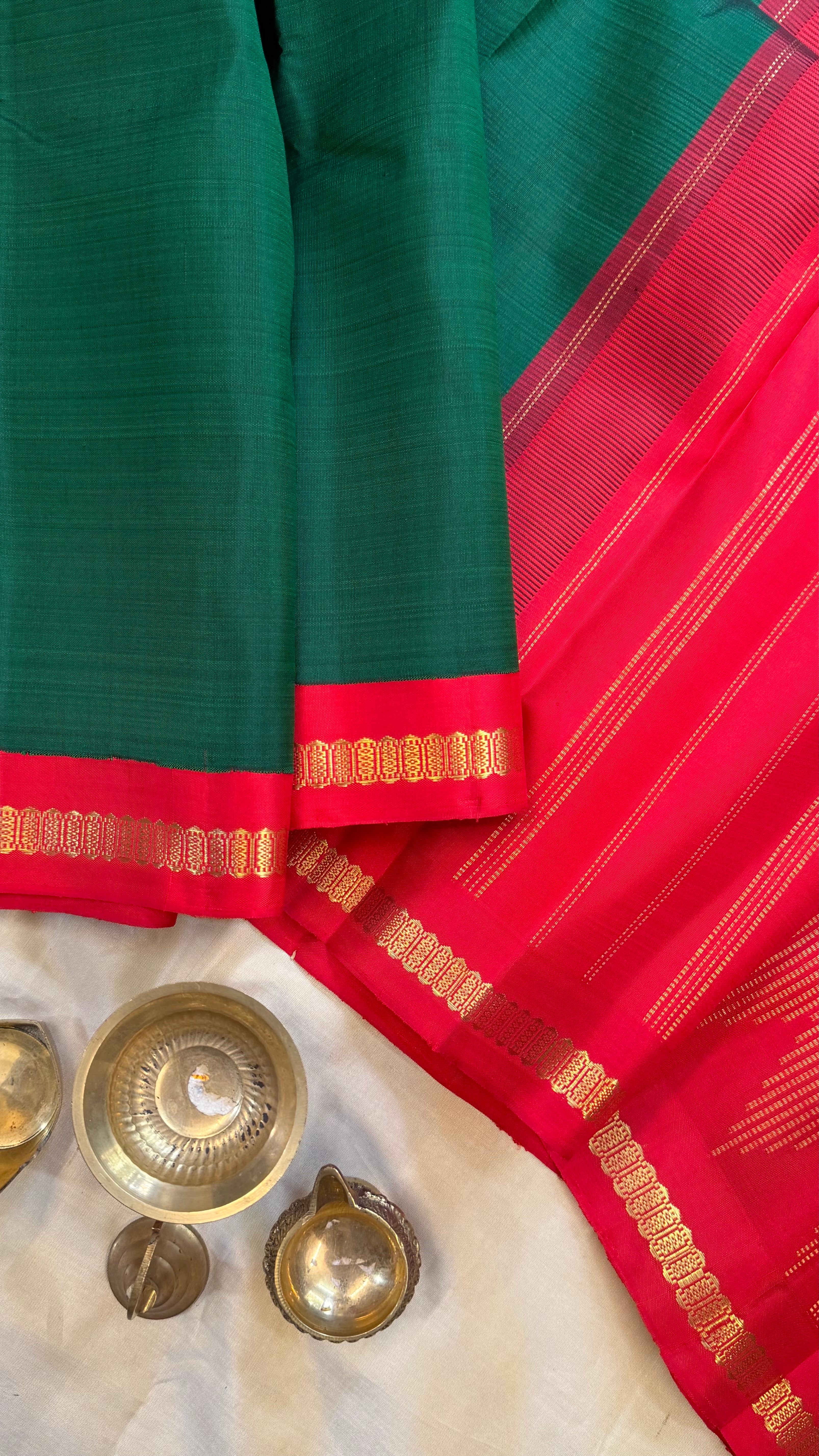 Small border Korvai  master weaver / Kanjipuram silk