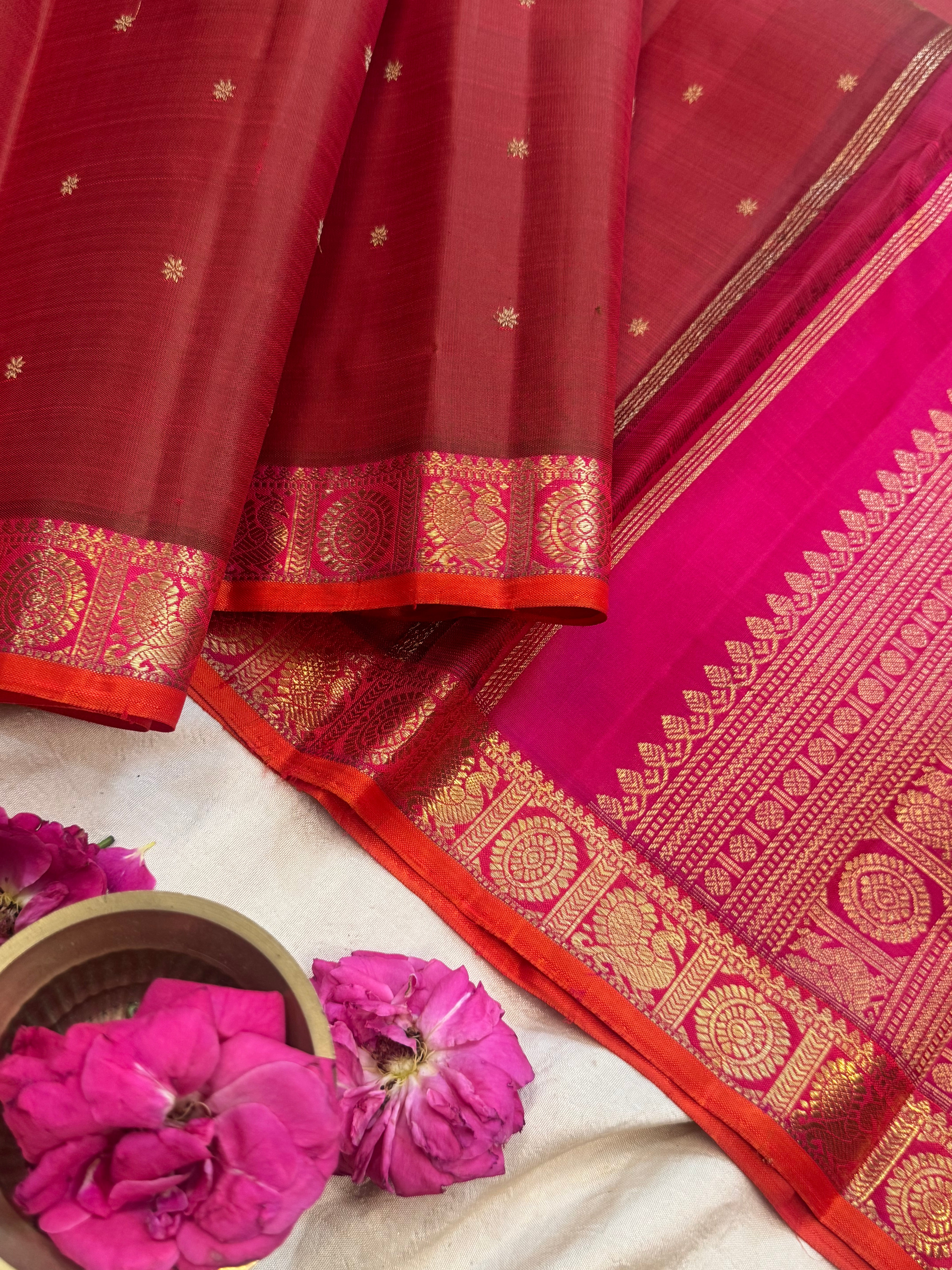 Manthulir pink border small border kanjipuram silk