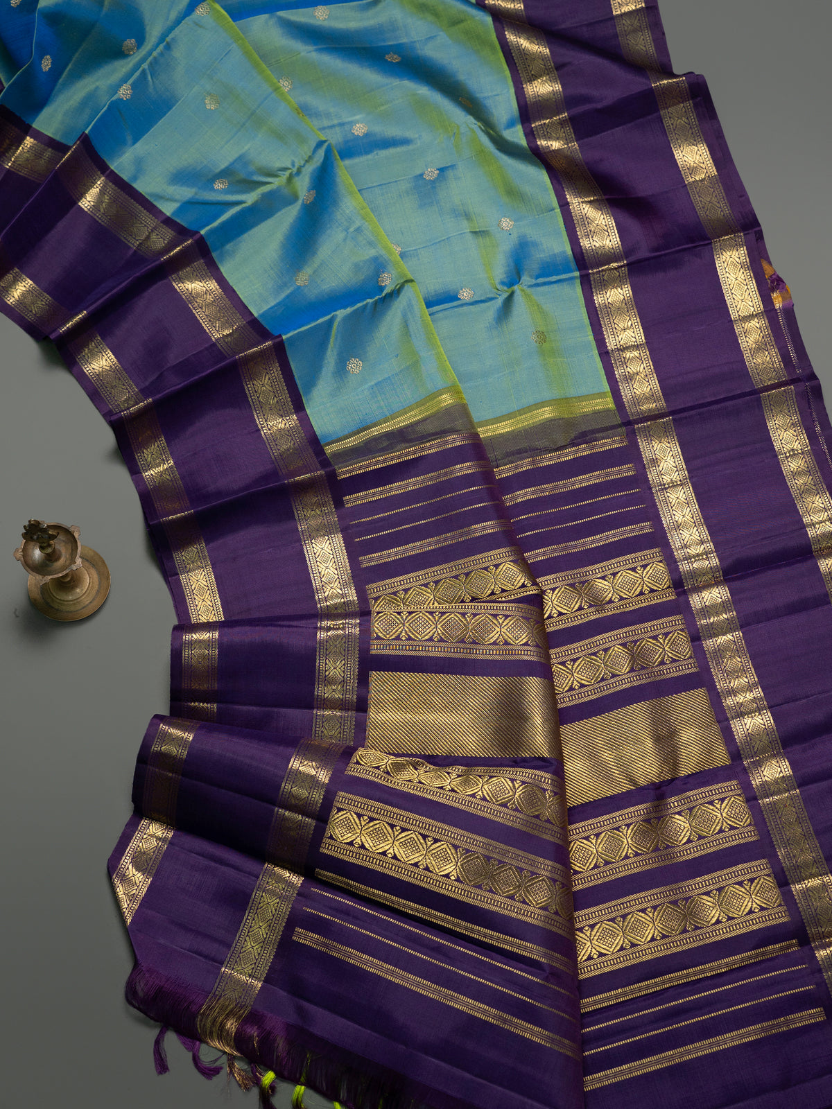 Vintage Blue shot Korvai Pure Kanjipuram Silk Saree CLSA10131