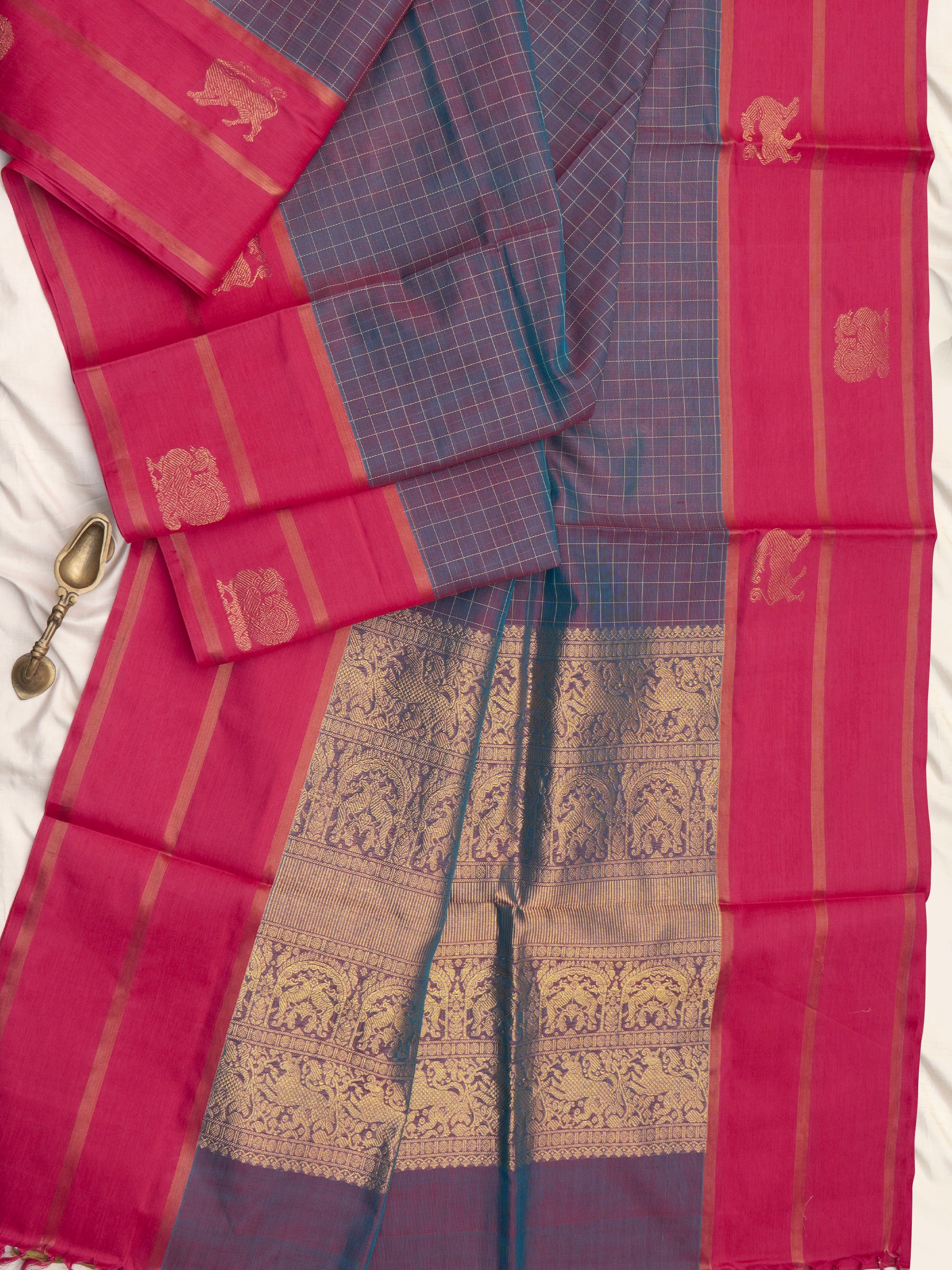 Pastel lavender kattam and pink double border / Silk Cotton Saree CLSA10219