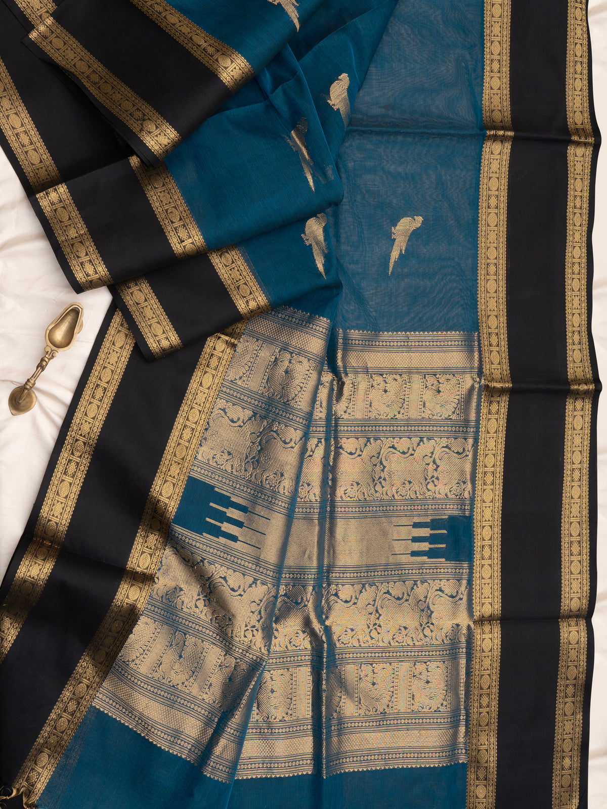 Rama blue kili butta/ Silk Cotton Saree CLSA10226