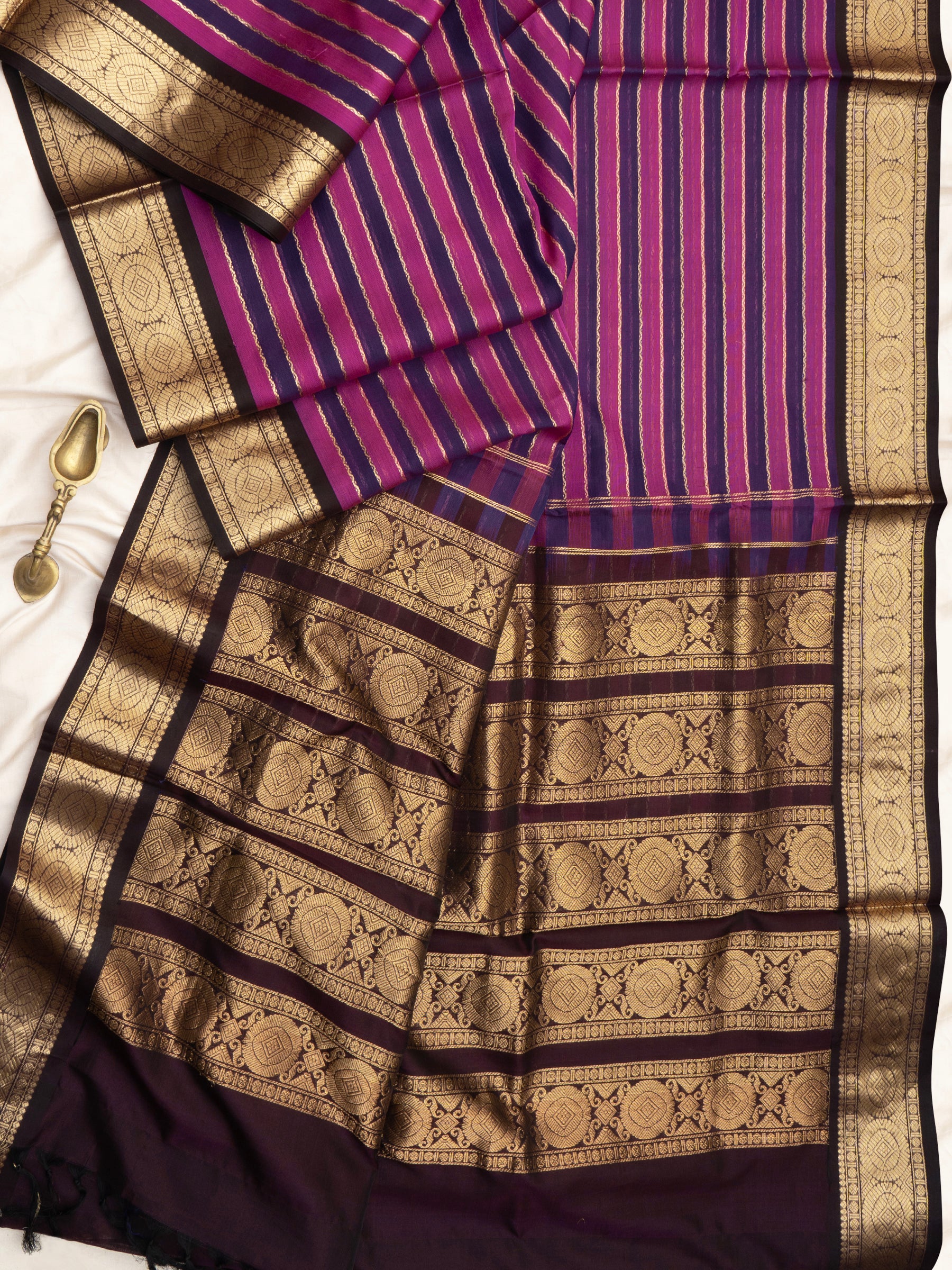 Purple and magenta pink veldhari /Silk Cotton Saree CLSA10297