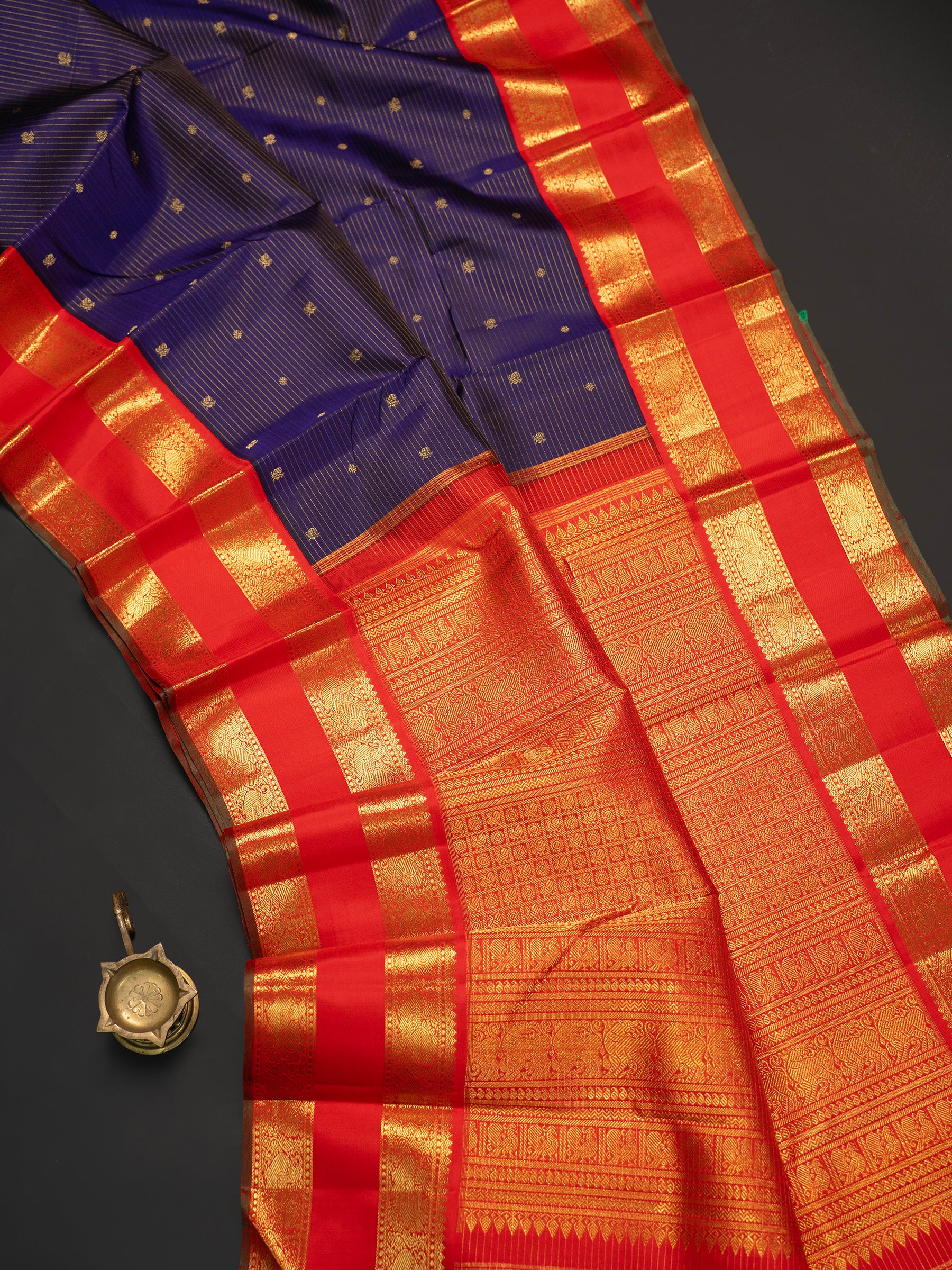 Royal blue oosi korvai Kanjipuram Silk Saree CLSA10644