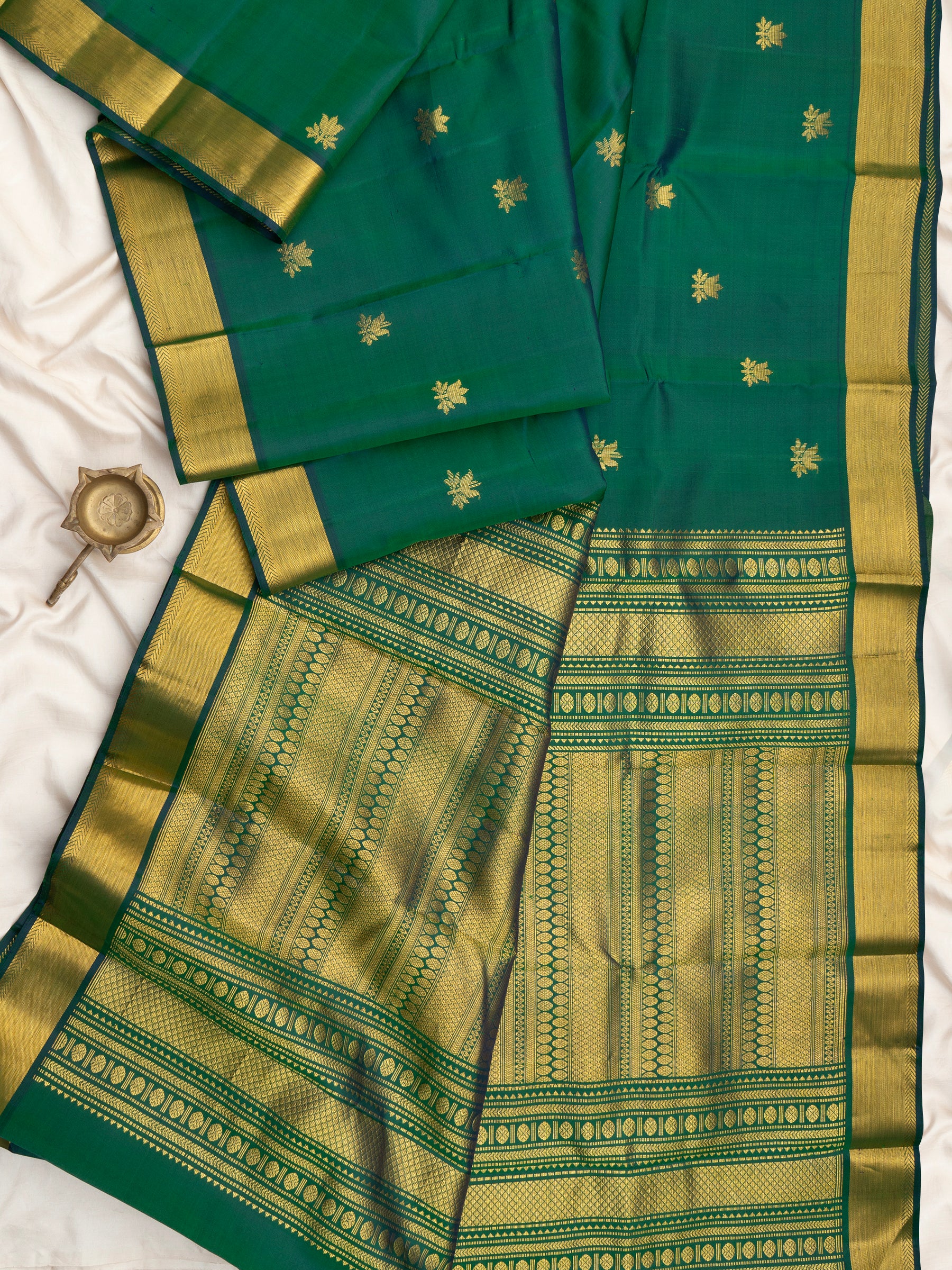 Green Lotus butta /Arani Silk Saree CLSA10839