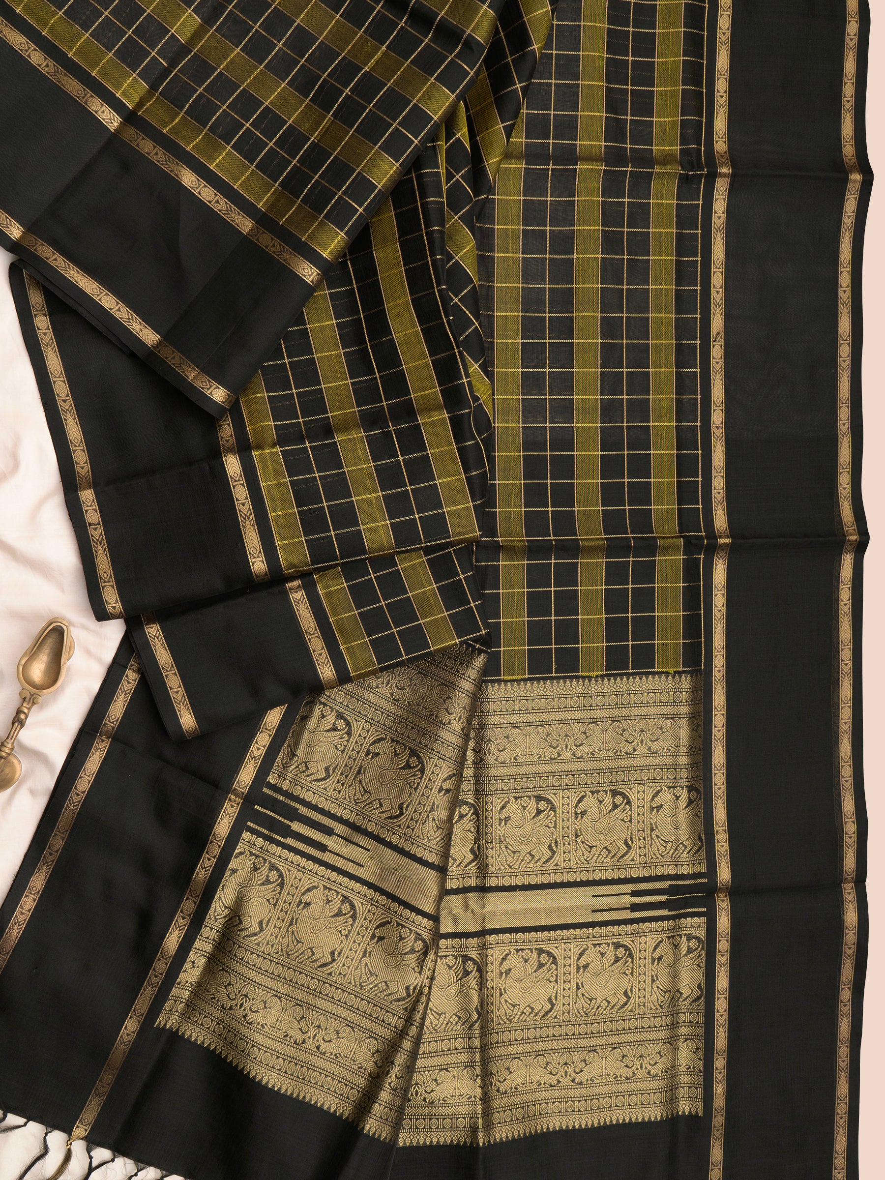 Chettinad kattam black and green rettapet border/ Silk Cotton Saree CLSA10901