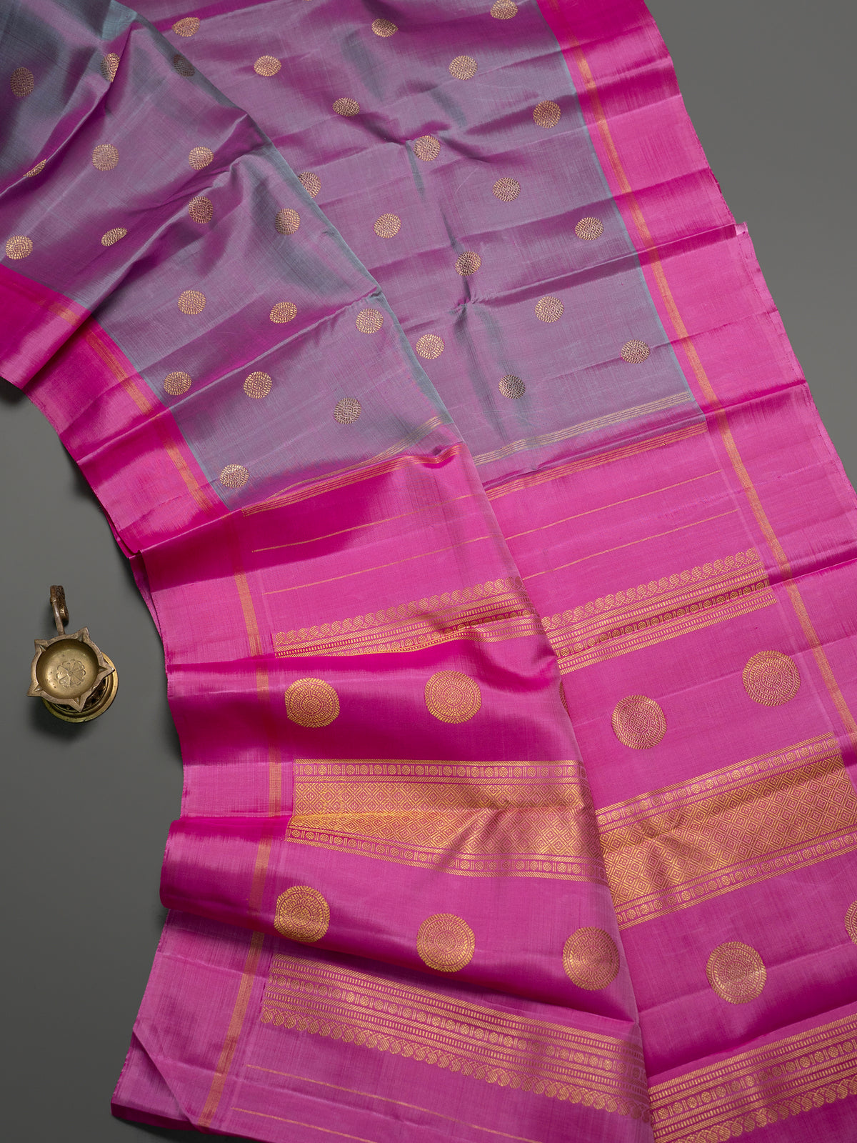 Lavnder pink bodi karai pure Kanjipuram Silk Saree CLSA11217