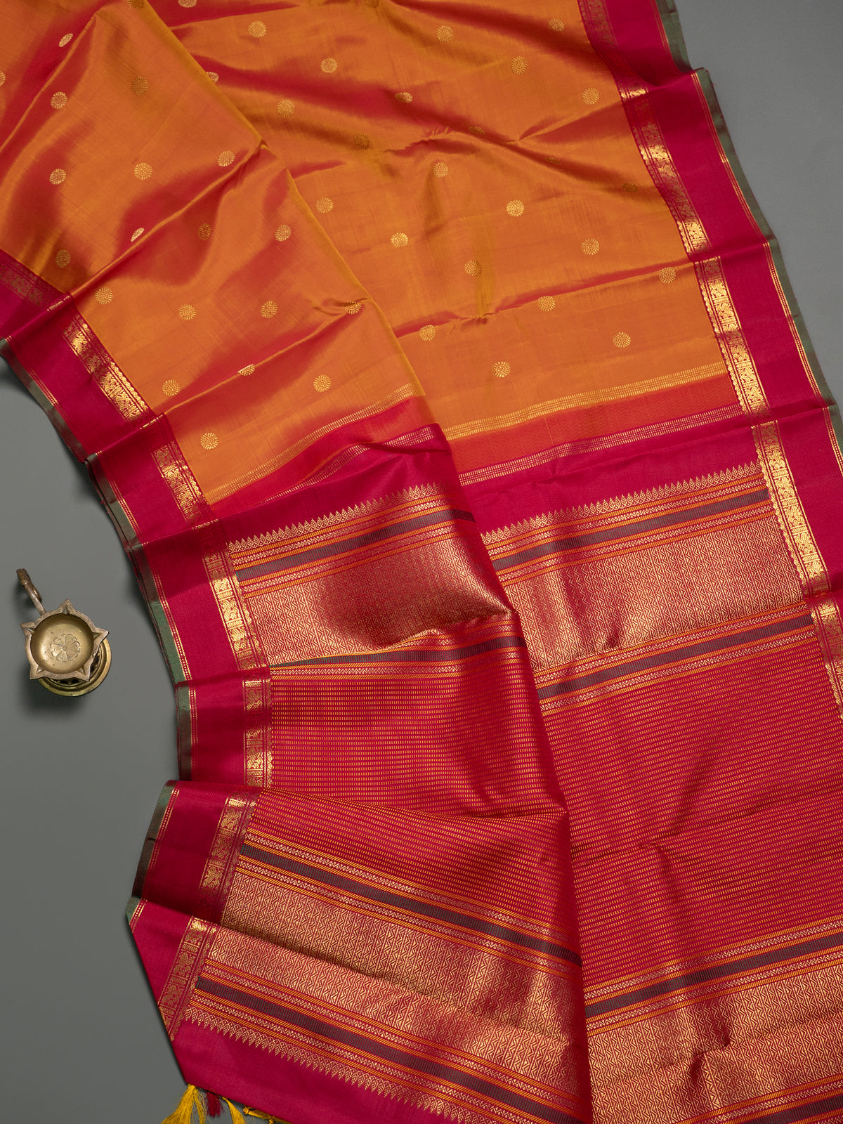 Simha color border pure Kanjipuram Silk Saree CLSA11745