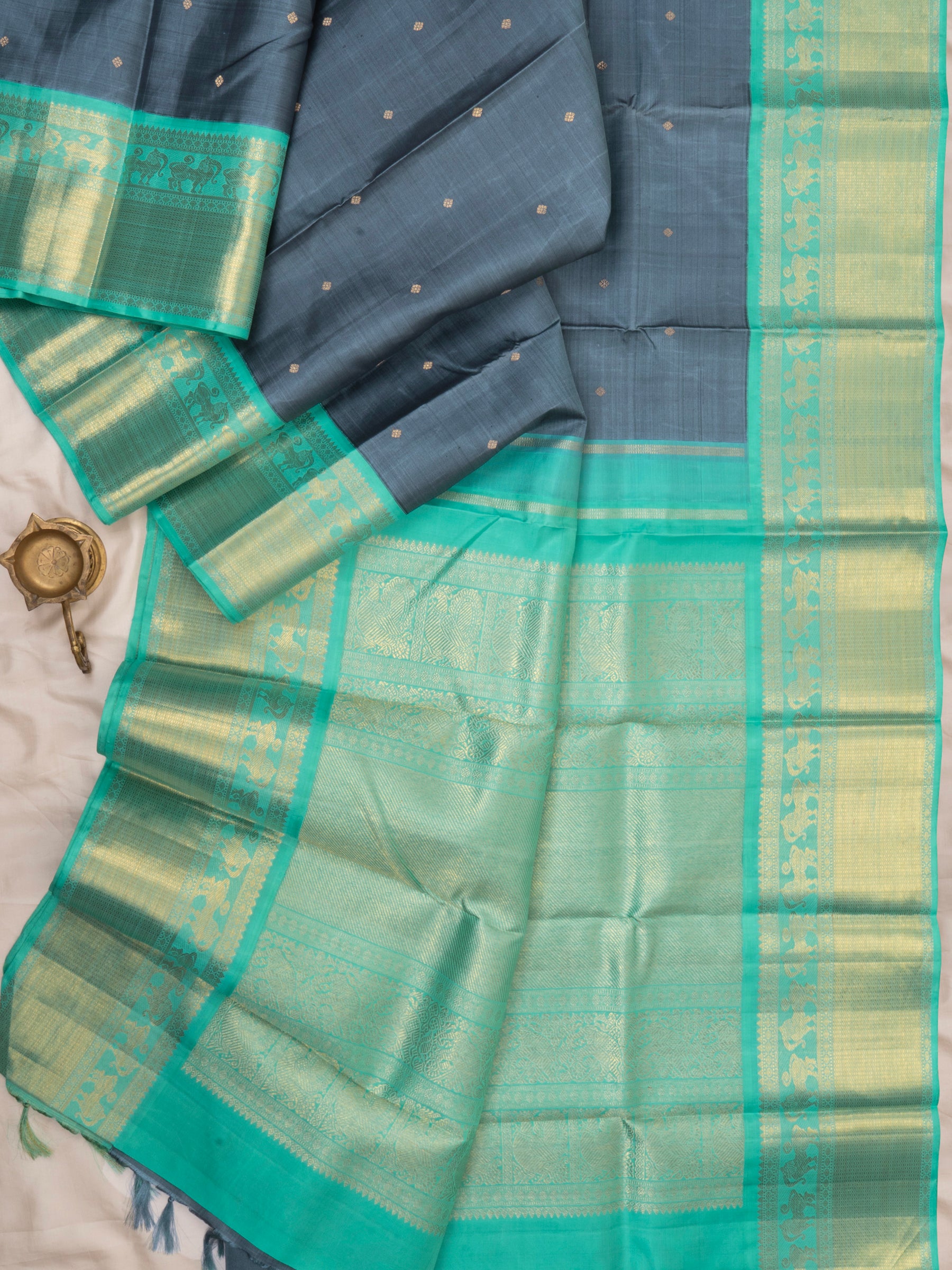 Grey and turquoise blue kai korvai/ Kanjipuram silk Saree CLSA303