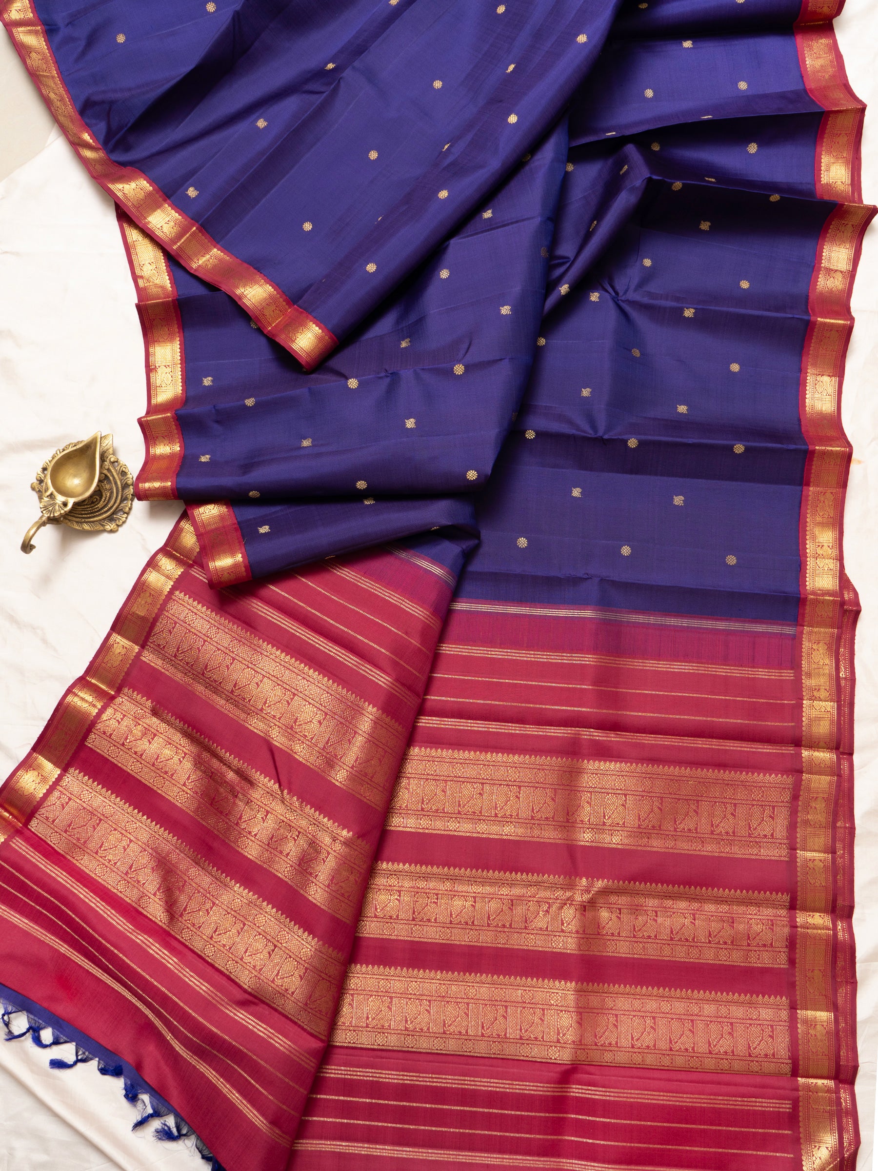 Purplish blue and araku small border kai korvai/ Kanjipuram Silk Saree CLSA4210