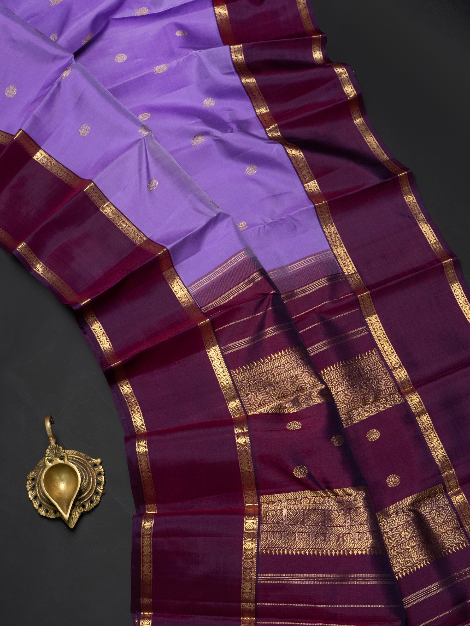 Lavender and deep purple  rettapet border/ Kanjipuram Silk Saree CLSA