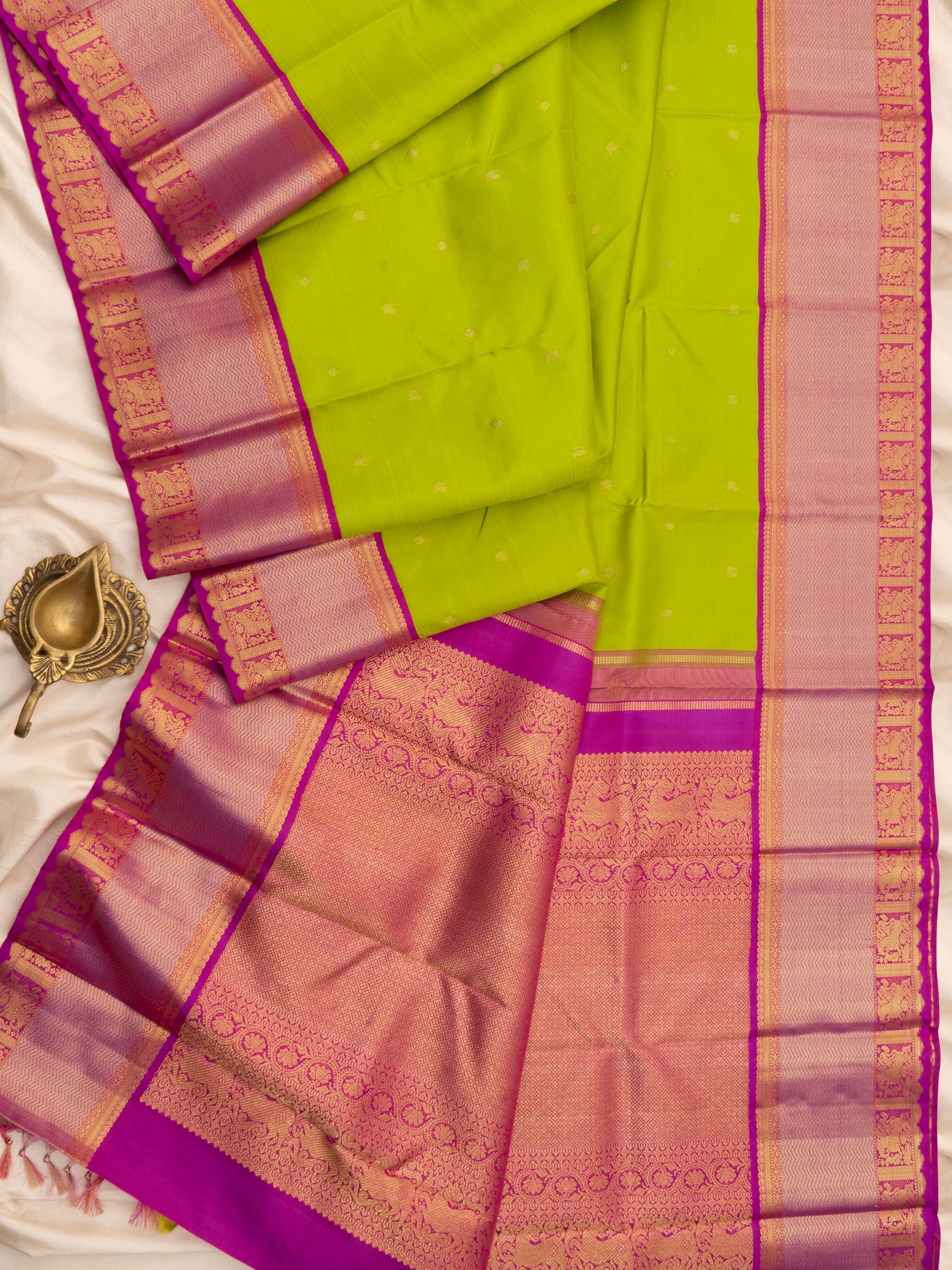 Parrot green Korvai  Kanjipuram silk Saree CLSA4510