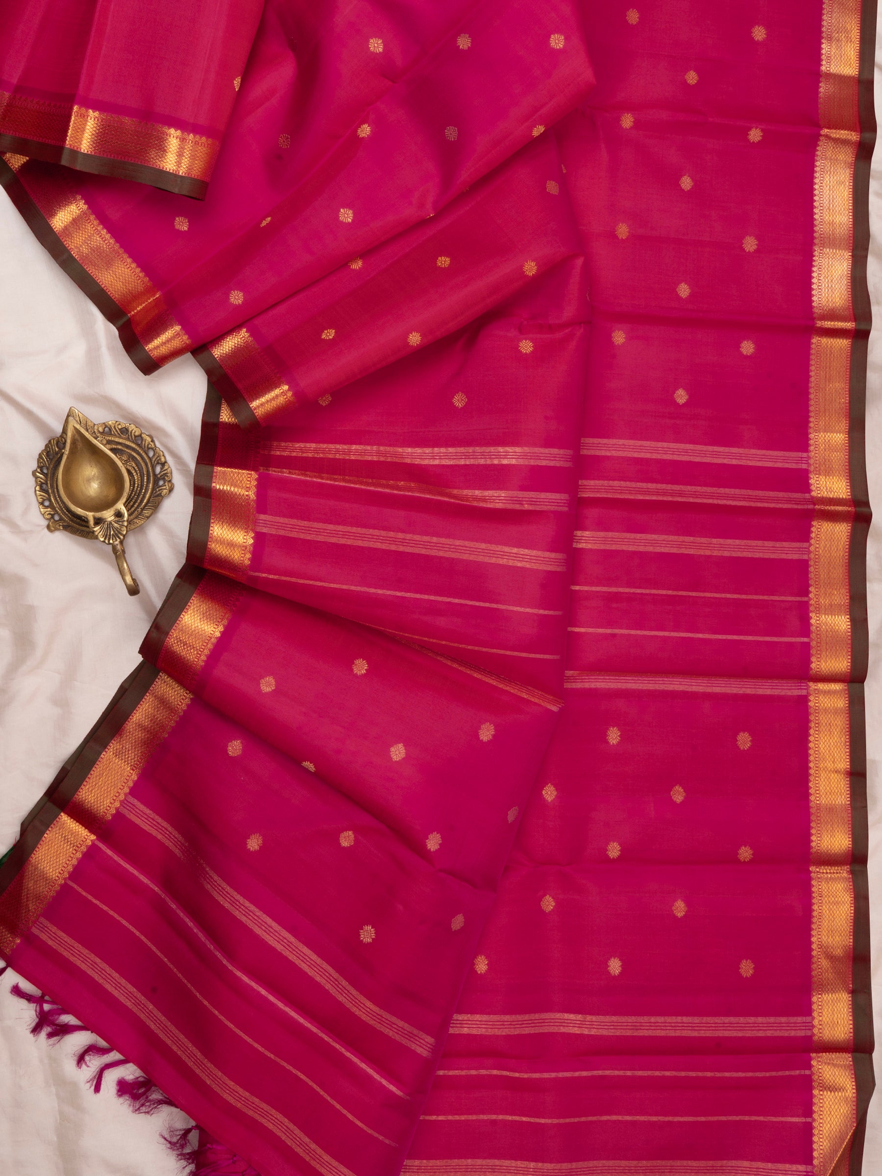 Pink small border /Kanjipuram silk Saree CLSA5802