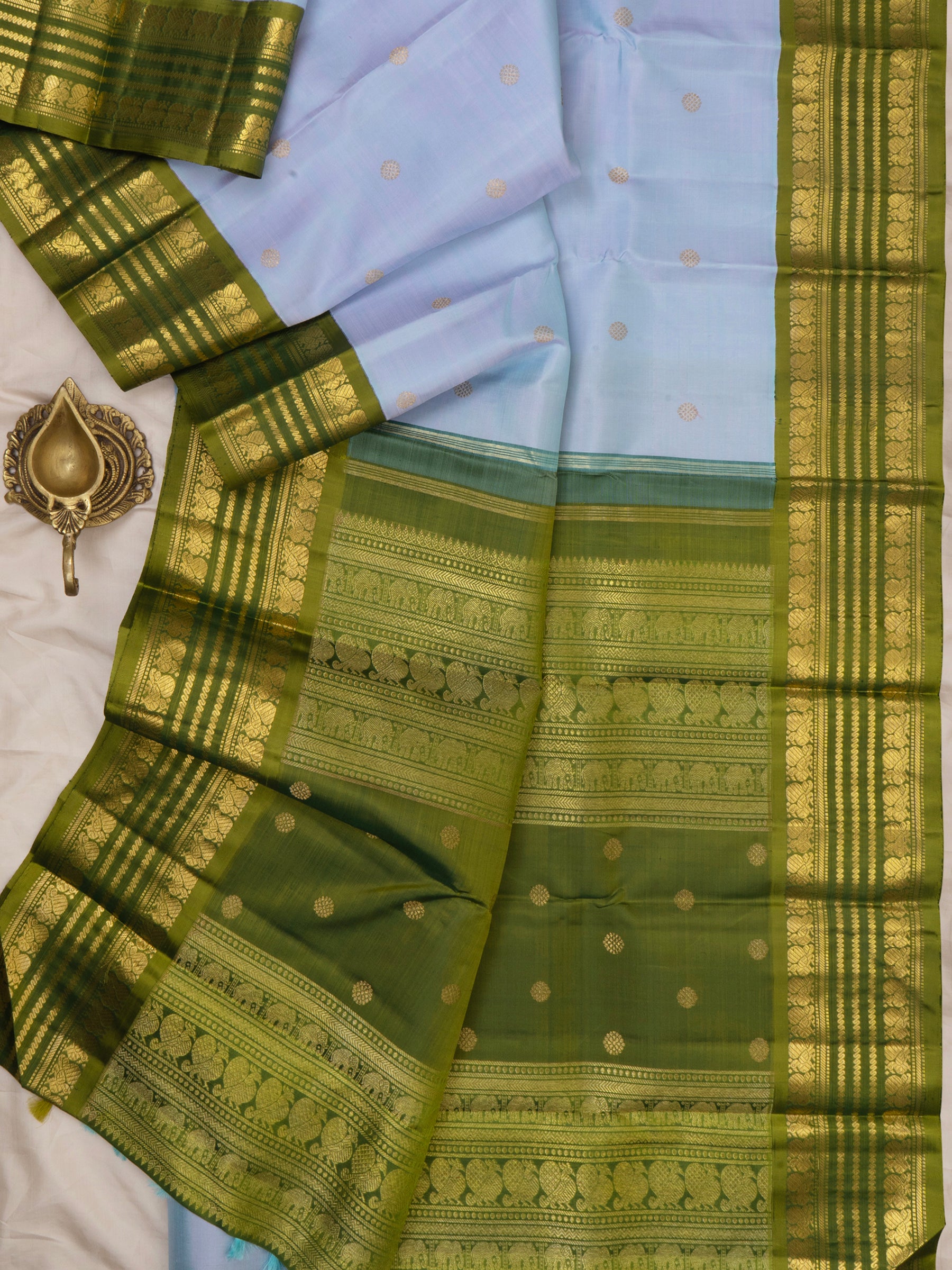 Unusual korvai - pastel blue  and green / Kanjipuram Saree CLSA6325