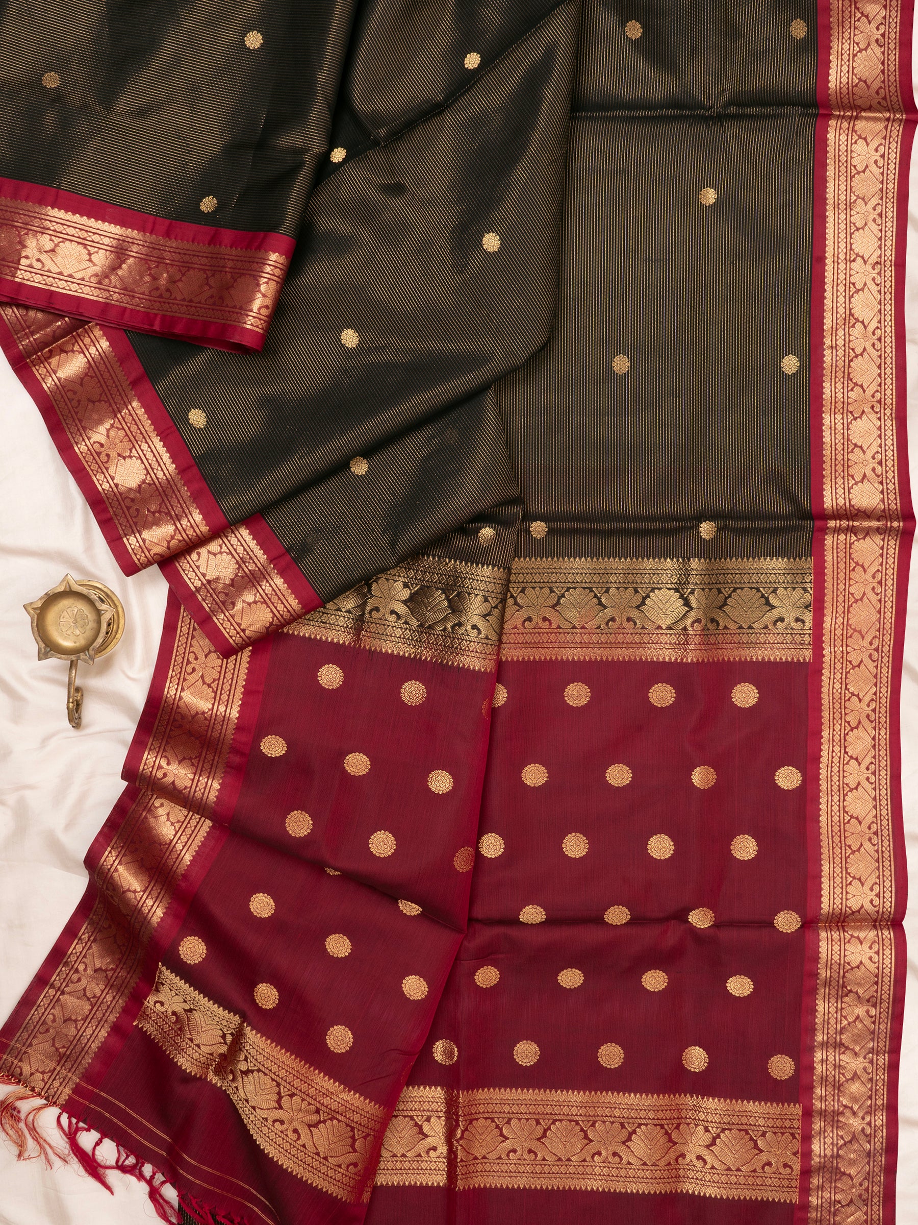 Black and red vairaoosi / Premium Silk Cotton Saree CLSA6430