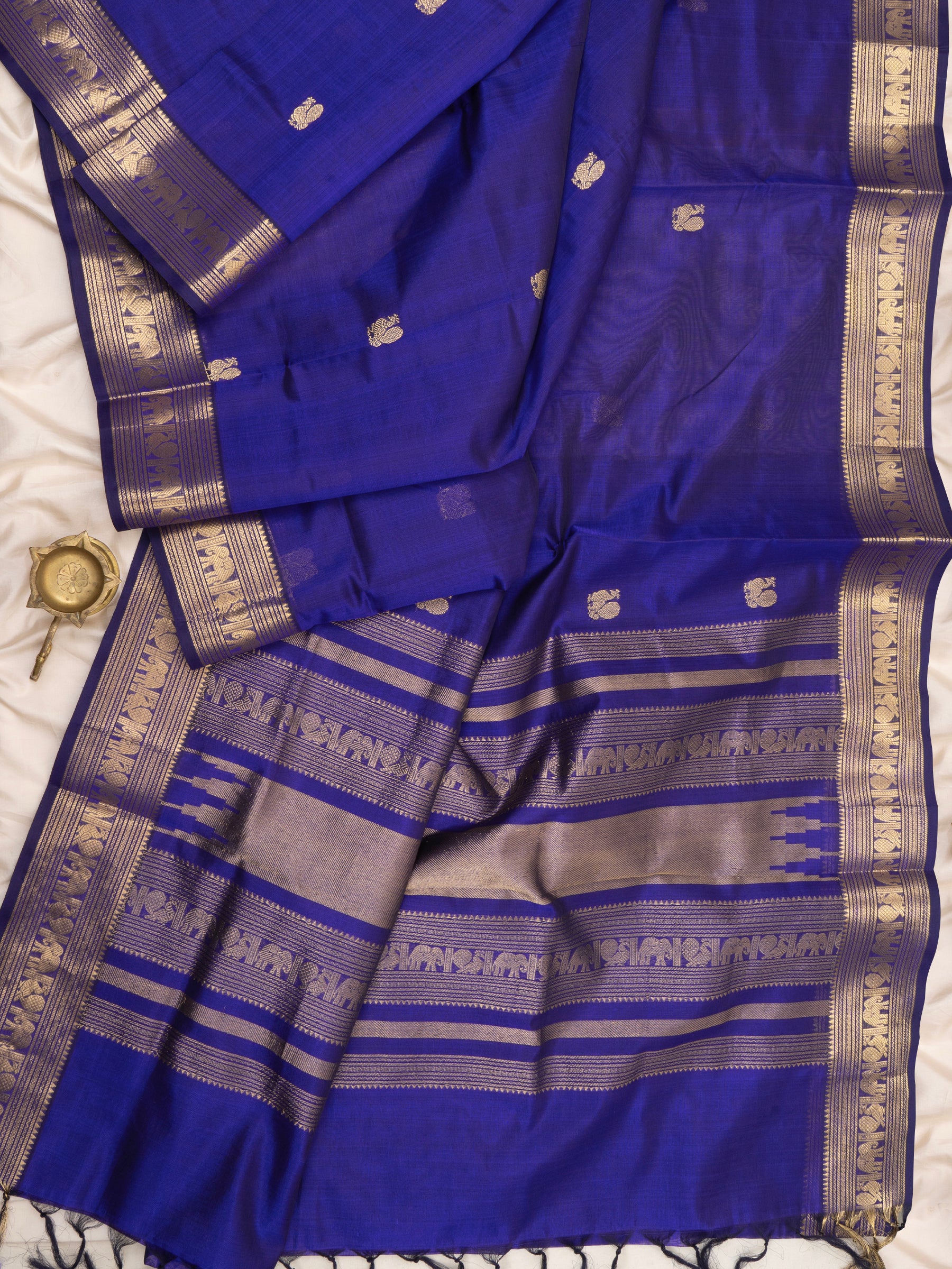 Ms blue small pet Silk Cotton Saree CLSA6588