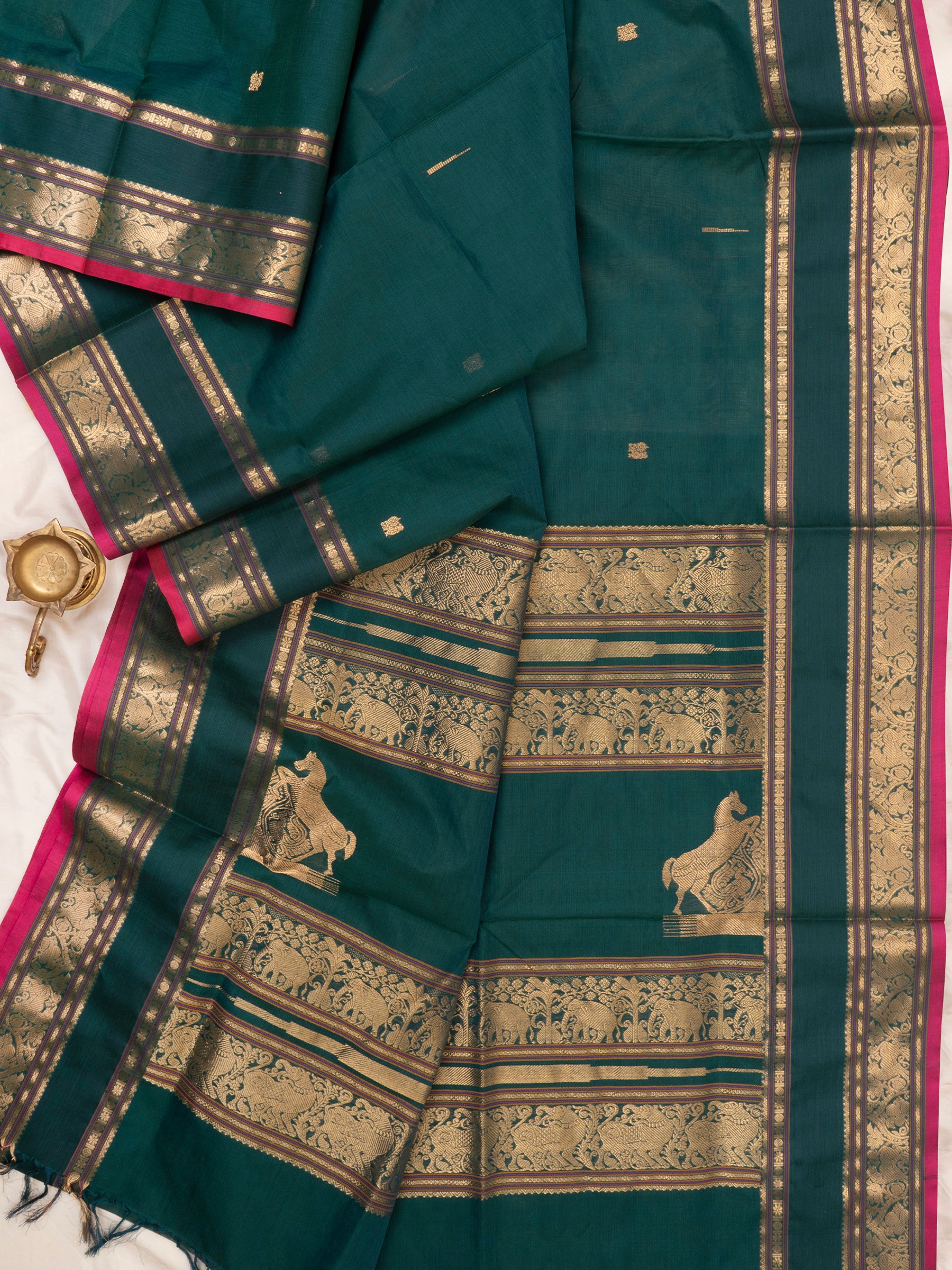 Peacock green unique pallu /Silk Cotton Saree CLSA6623