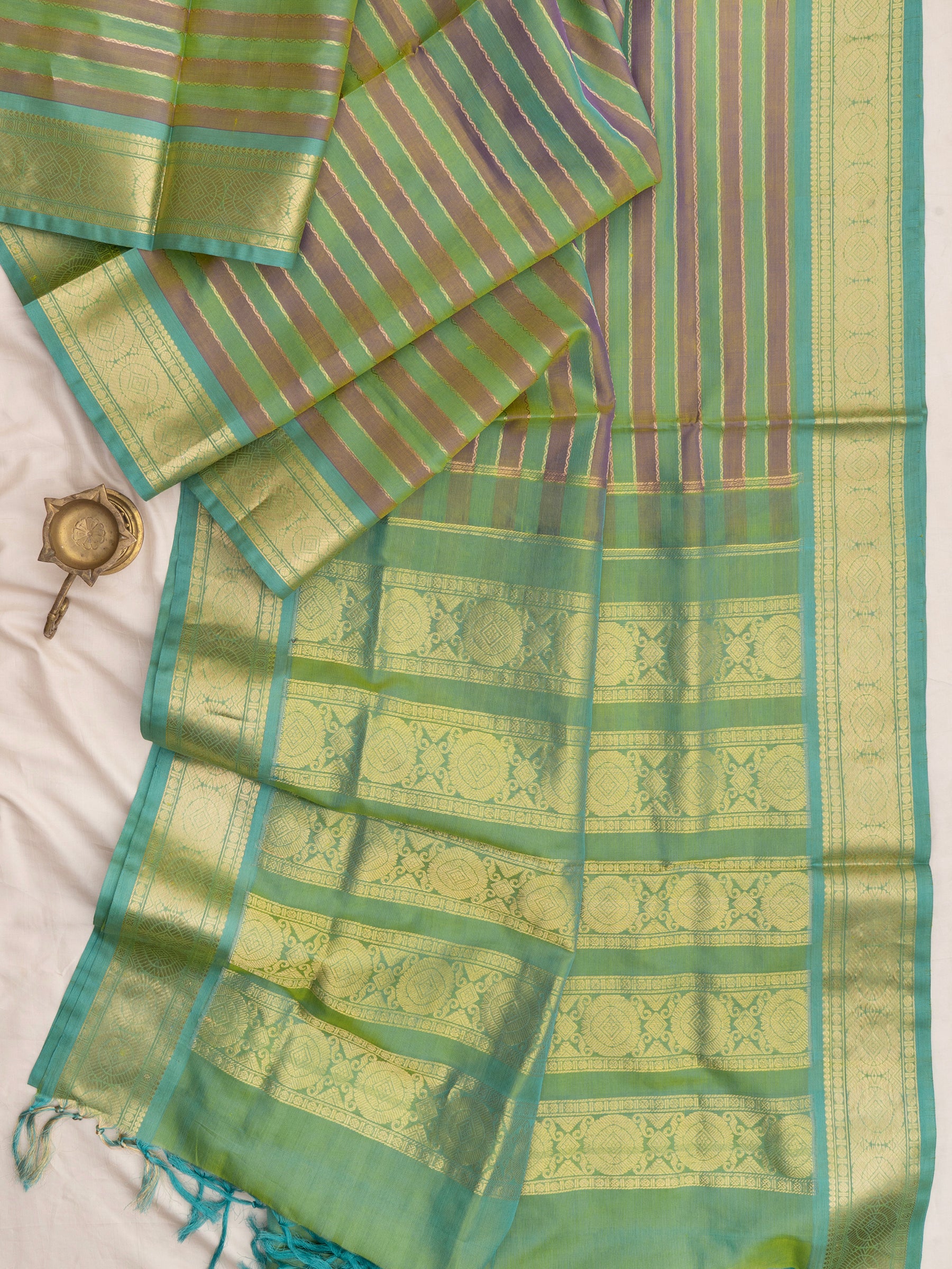 Pastel vintage veldhari/ Silk Cotton Saree CLSA8652