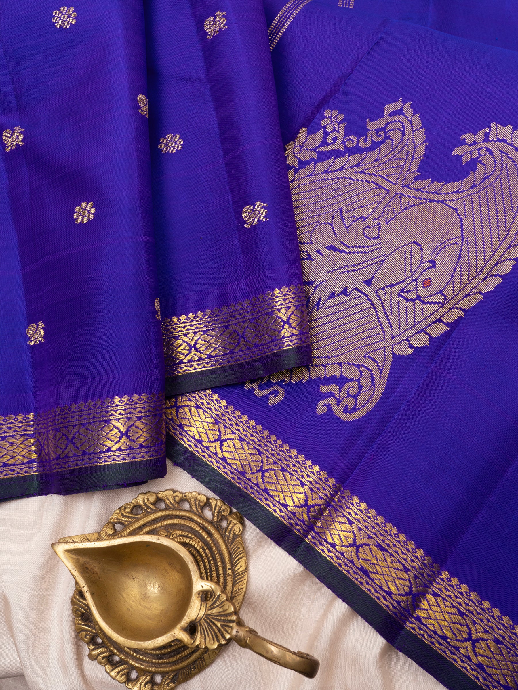 Royal blue corner Butta / Kanjipuram silk Saree CLSA6981