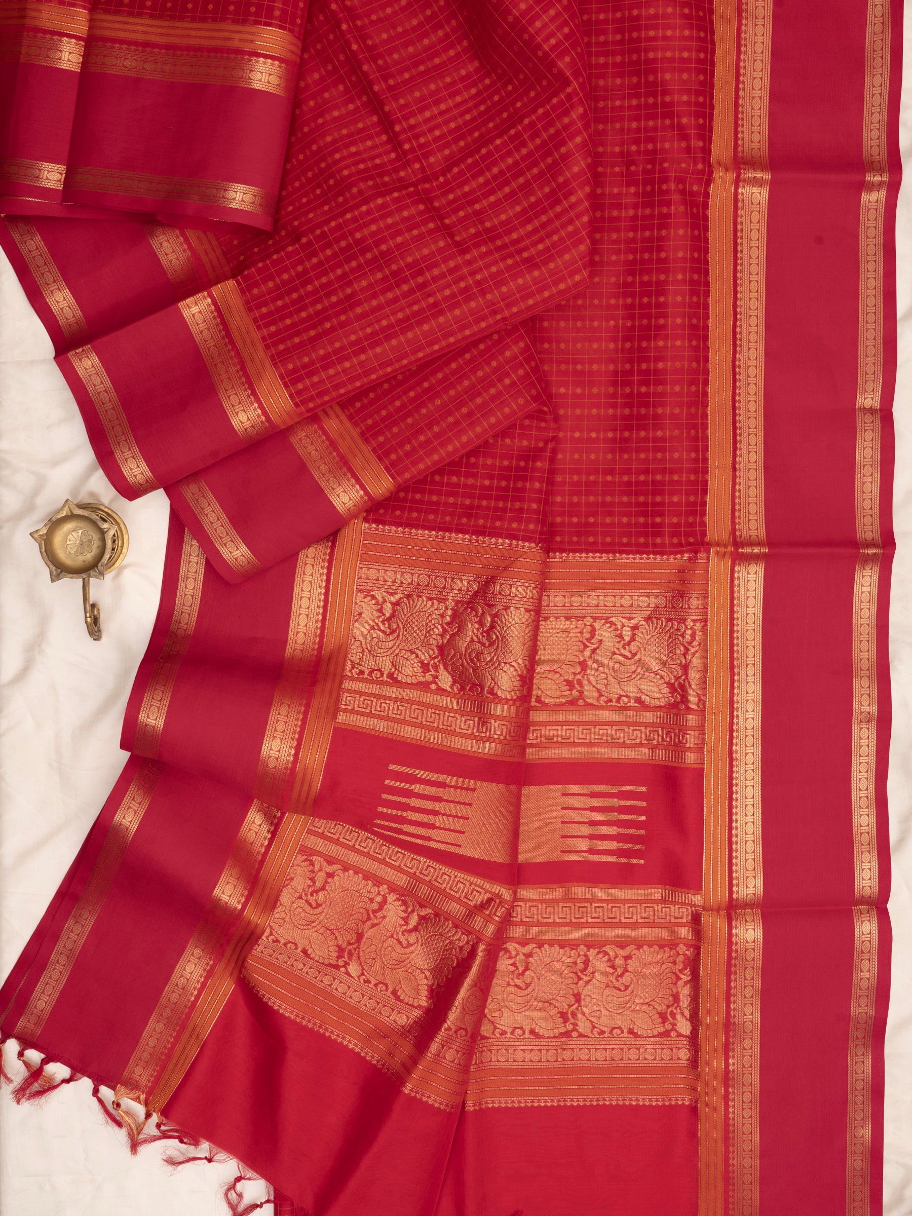 Red kattam lakshambutta / Silk Cotton Saree CLSA7321