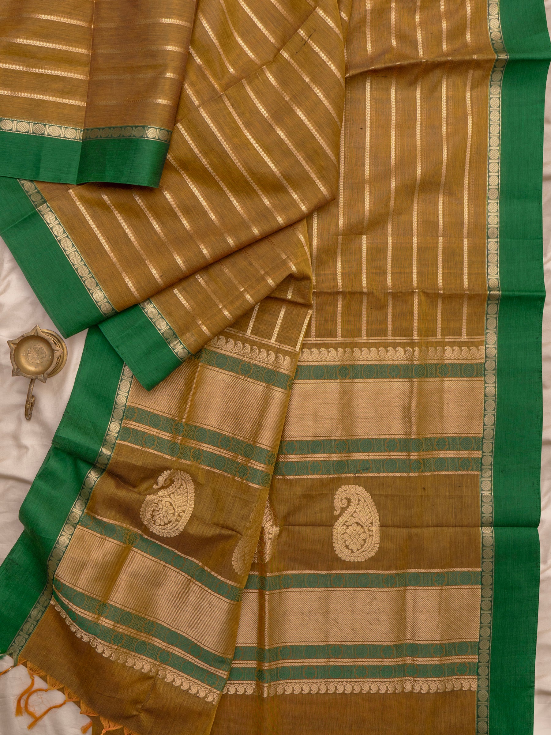 Mustard shot green veldhari/ Silk Cotton Saree CLSA7423