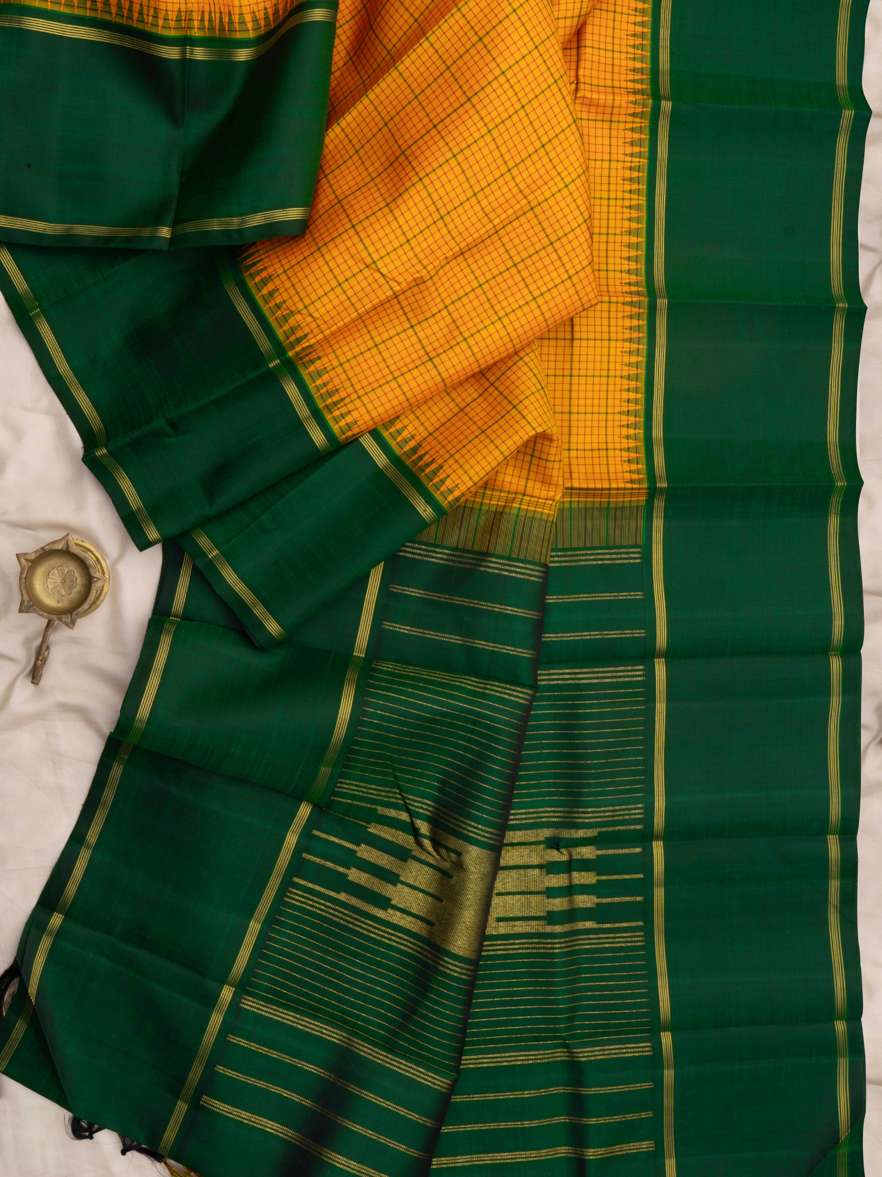 Golden mustard and green kattam korvai / Arani Silk Saree CLSA8010