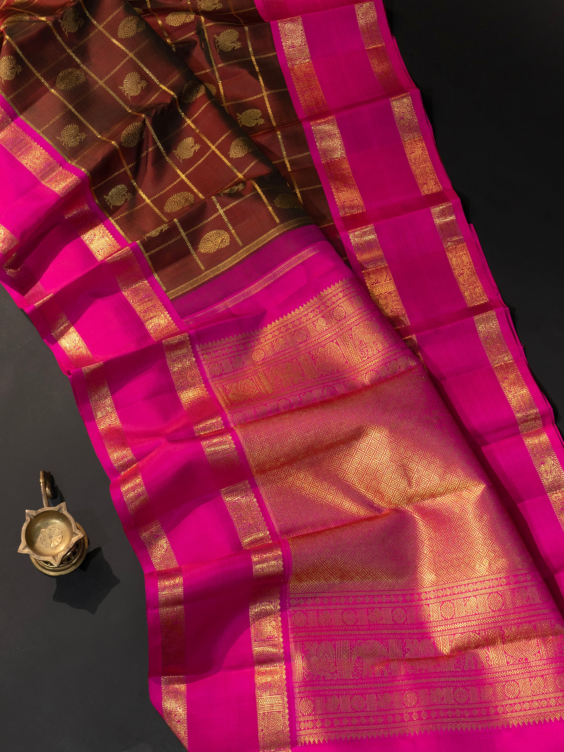 Bridlal edit : Paaku Kattam Butta / Kanjipuram Silk Saree CLSA8457