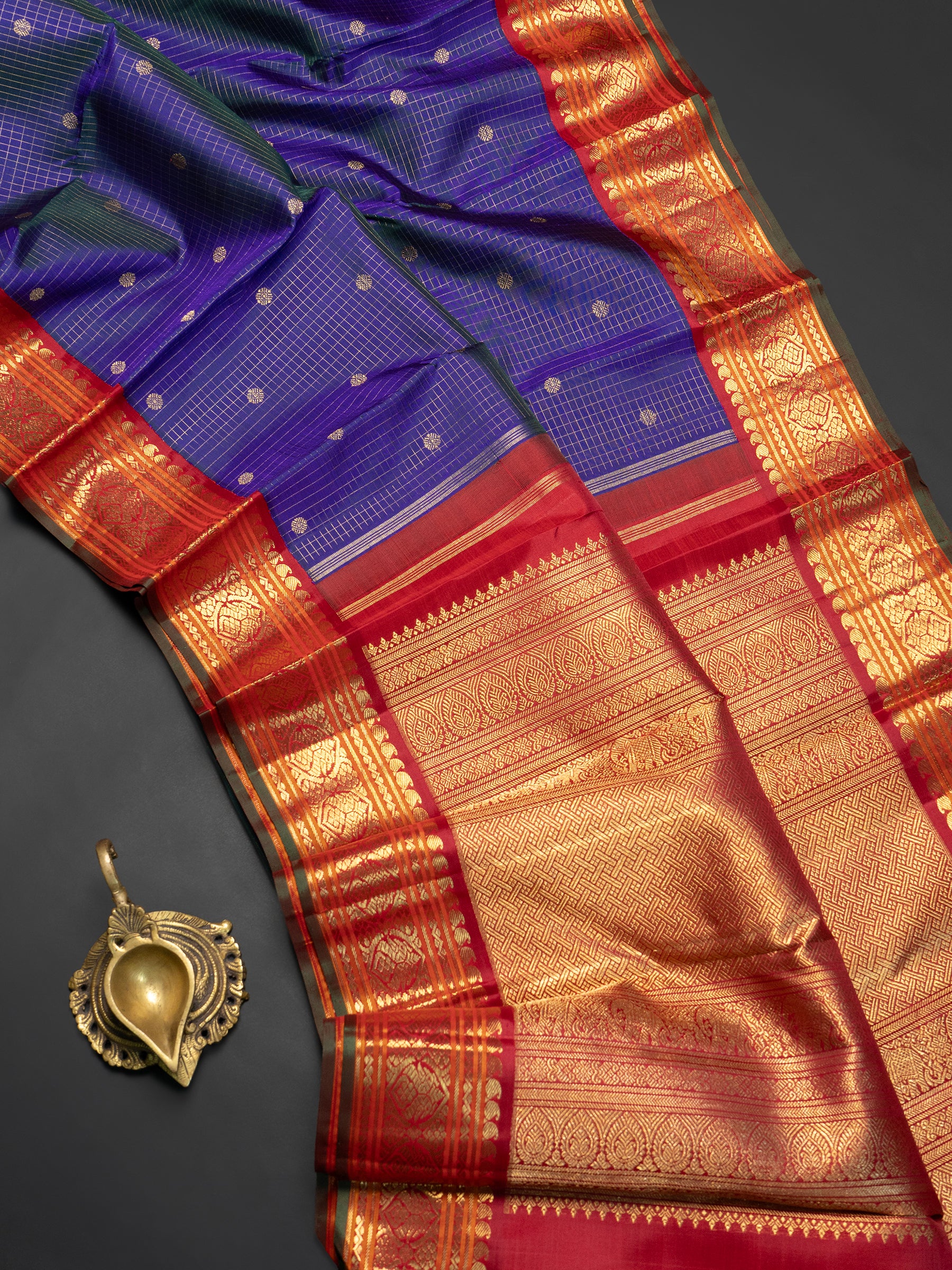 Zari Kattam Korvai / Kanjipuram Saree CLSA8677