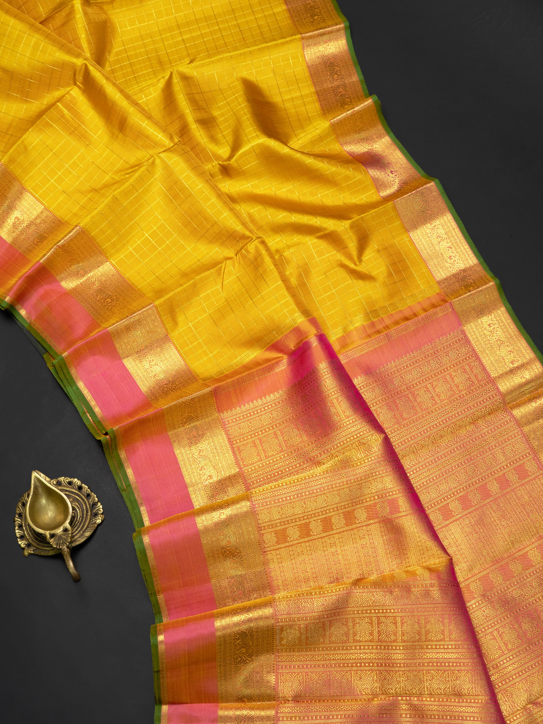 Mustard yellow Zari Kattam  Kanjipuram Silk Saree CLSA8879