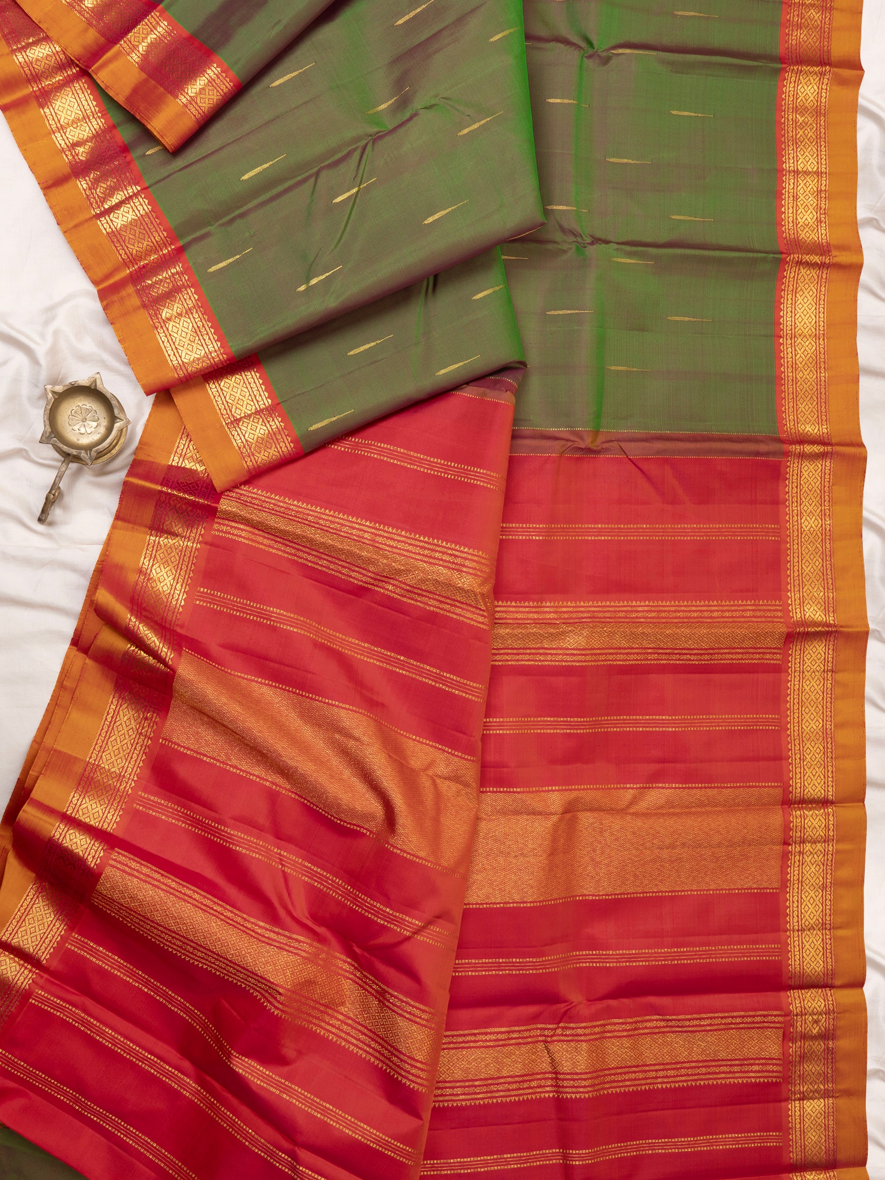 Mehandi green Arani Silk Saree CLSA9427