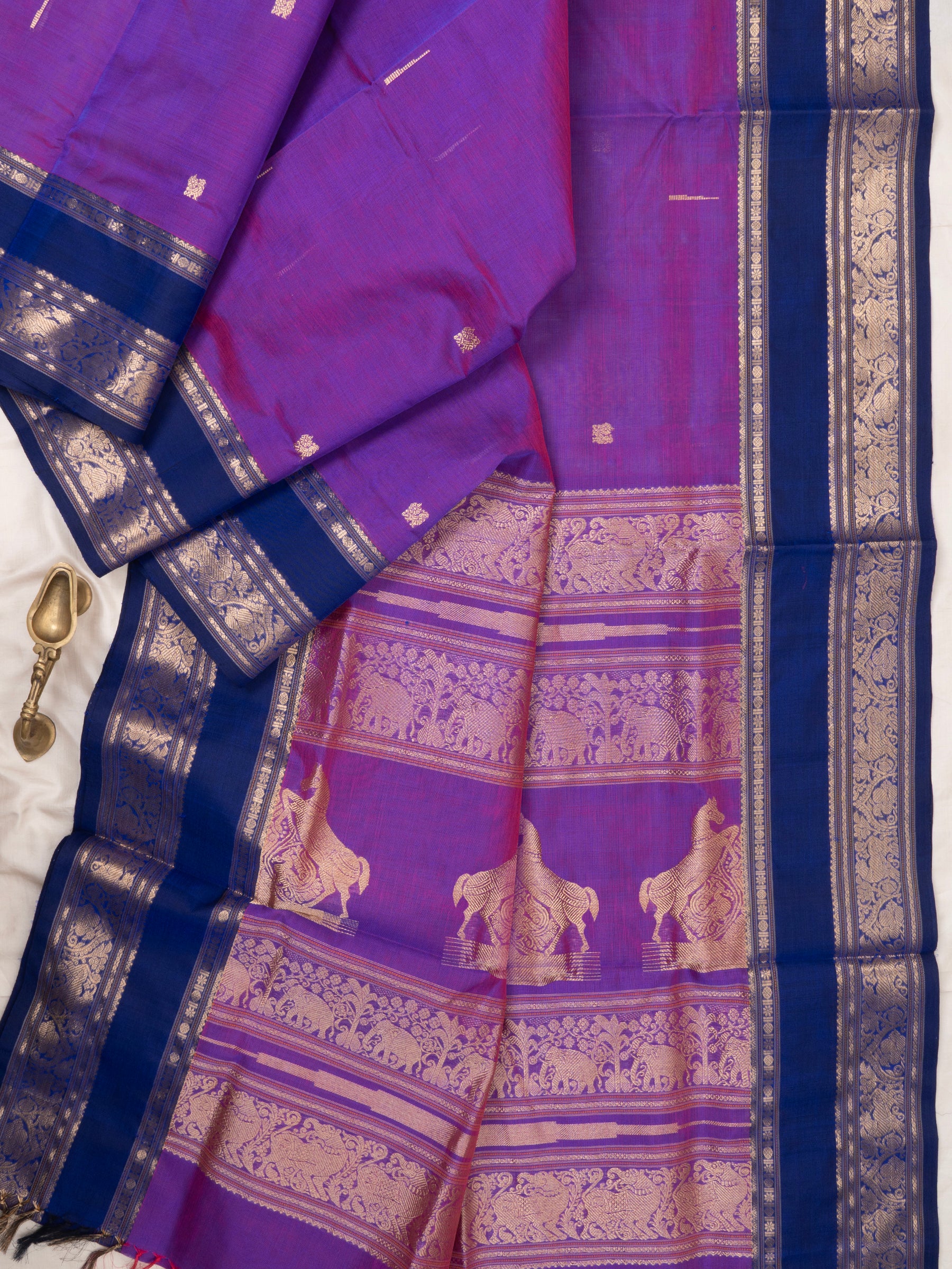 Lavender shot purple unique pallu/ Silk Cotton Saree CLSA9701