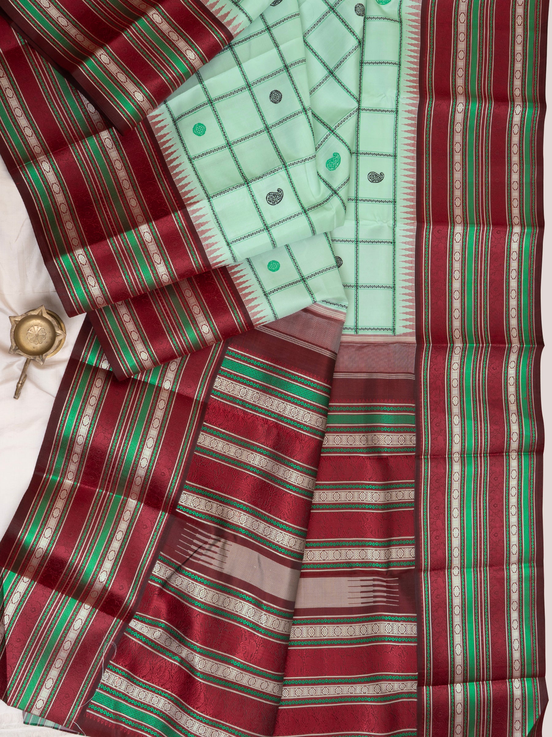 Pastel green kattam butta thread work/ Special Edition Silk CLSA9851