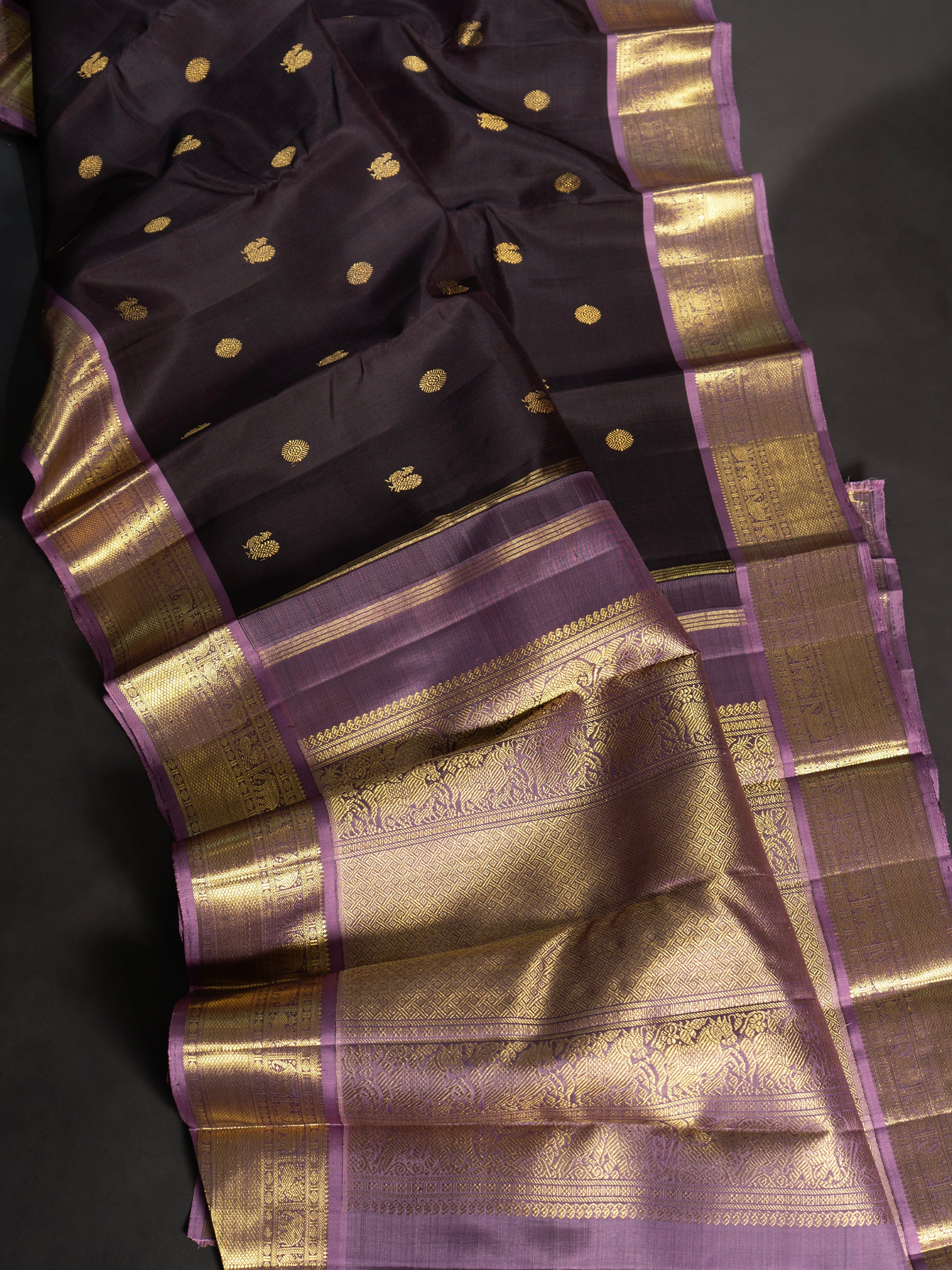 Kaanchana with lavender pet Kanjipuram silk Saree CLSA